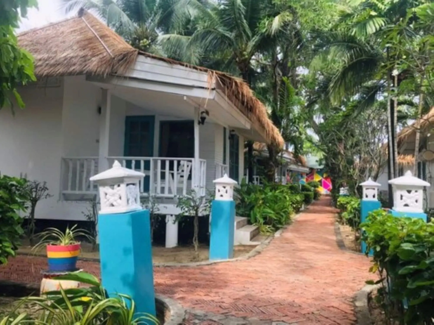 Sand Sea Beach Resort