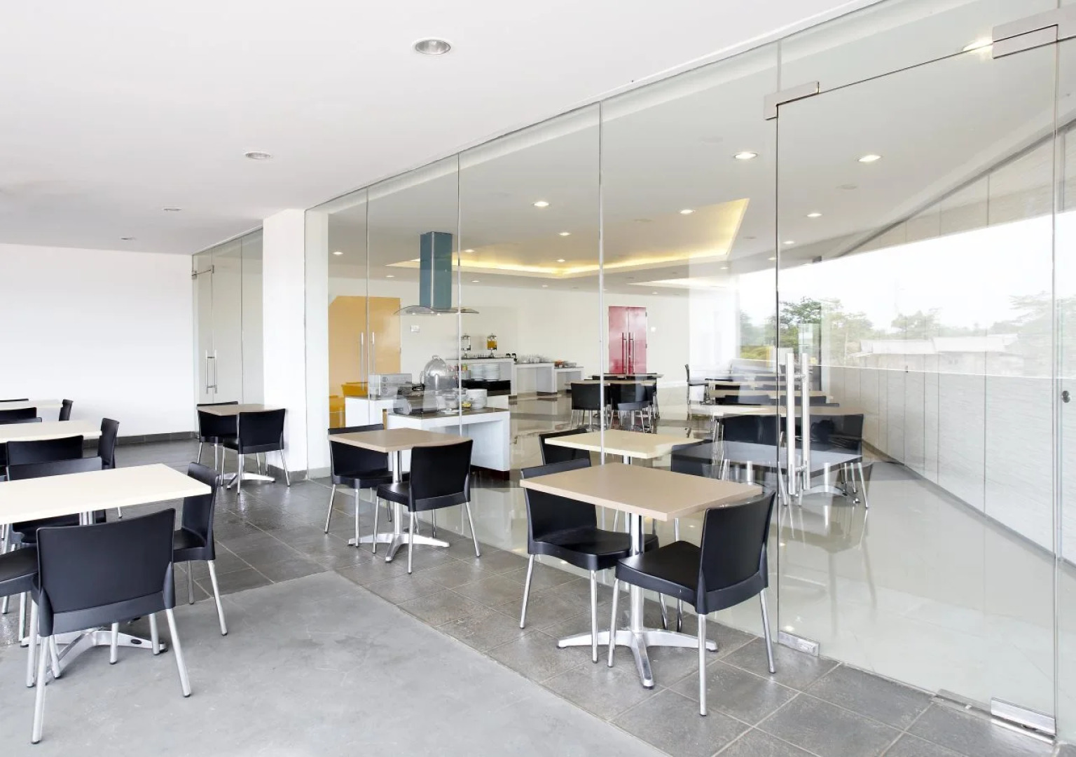 Amaris Hotel Karawang