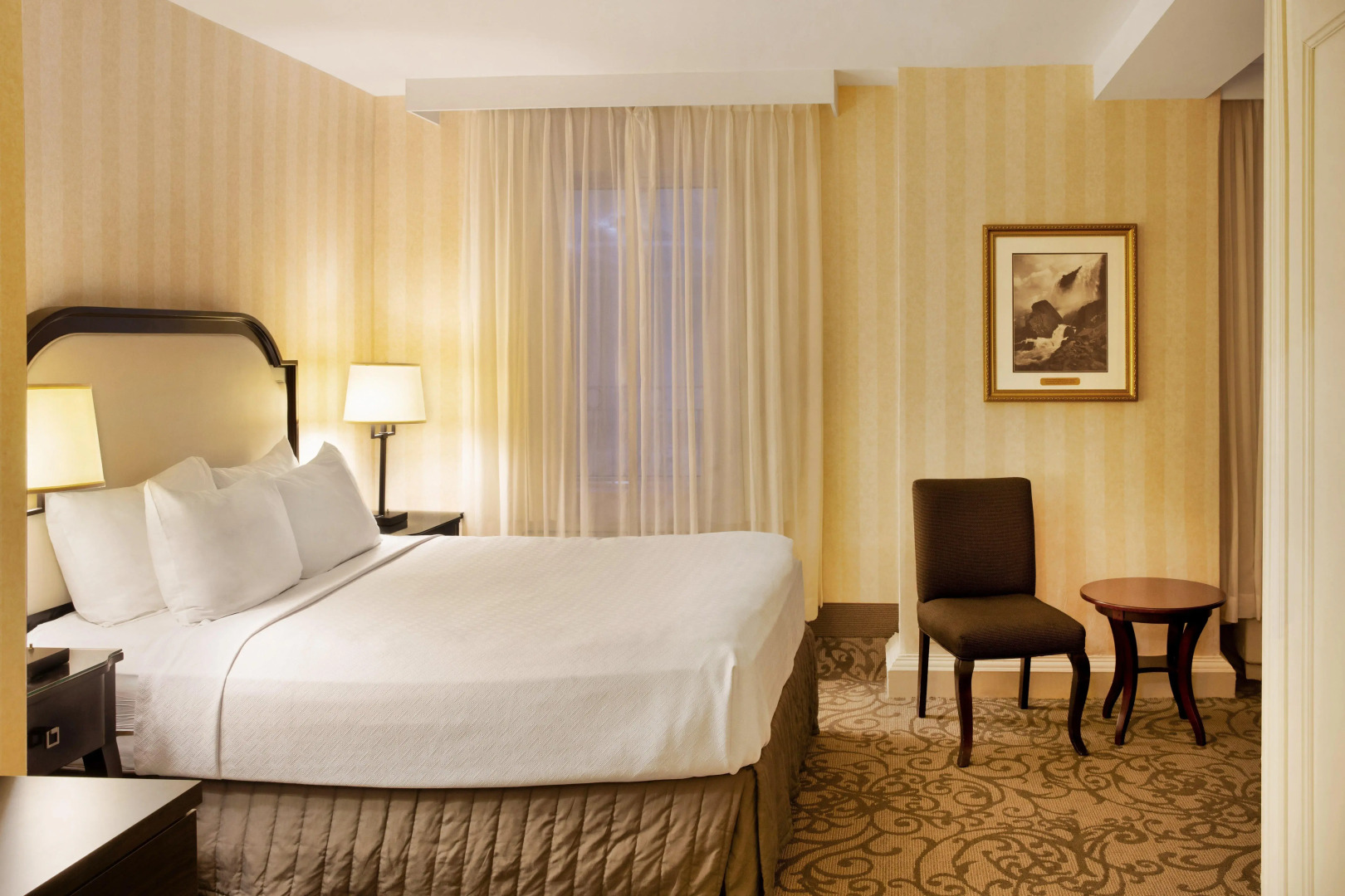 The Brock Niagara Falls Fallsview, Tapestry by Hilton