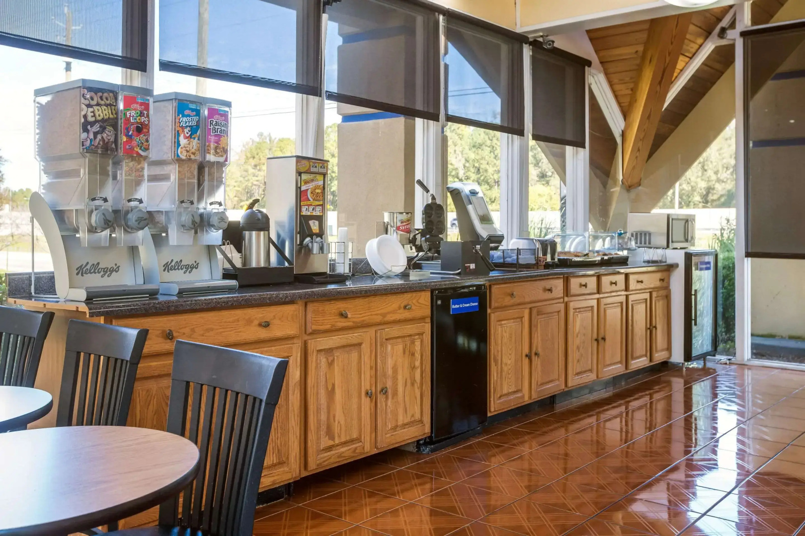 Super 8 by Wyndham Macon GA