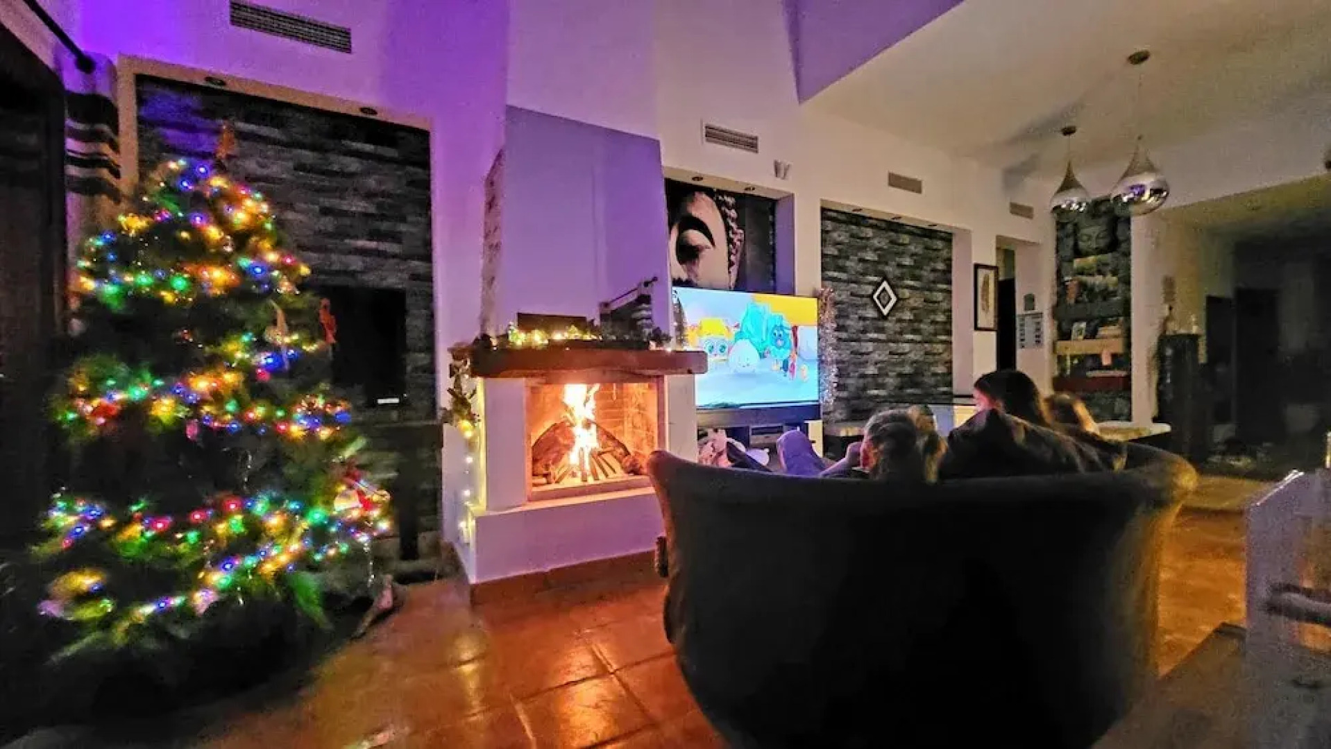 Luxurious Villa in Baños y Mendigo, Spain - Perfect for Families and Groups