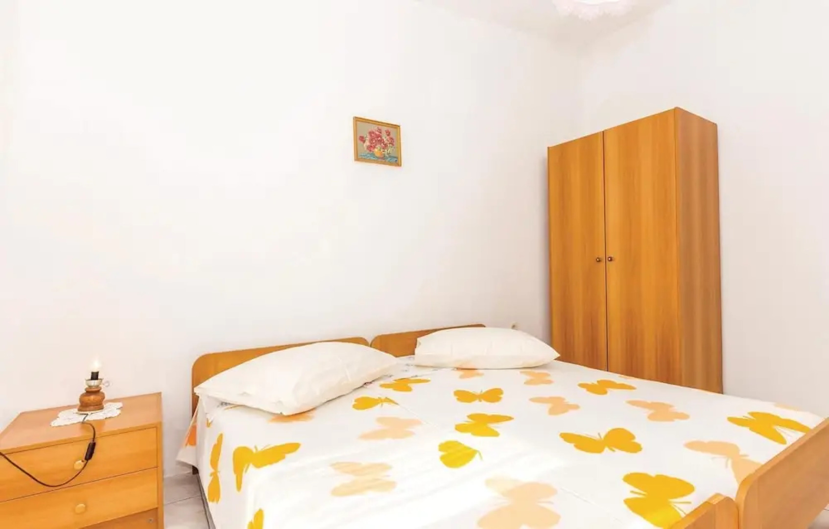 Nice Home in Zubovici With Wifi and 2 Bedrooms