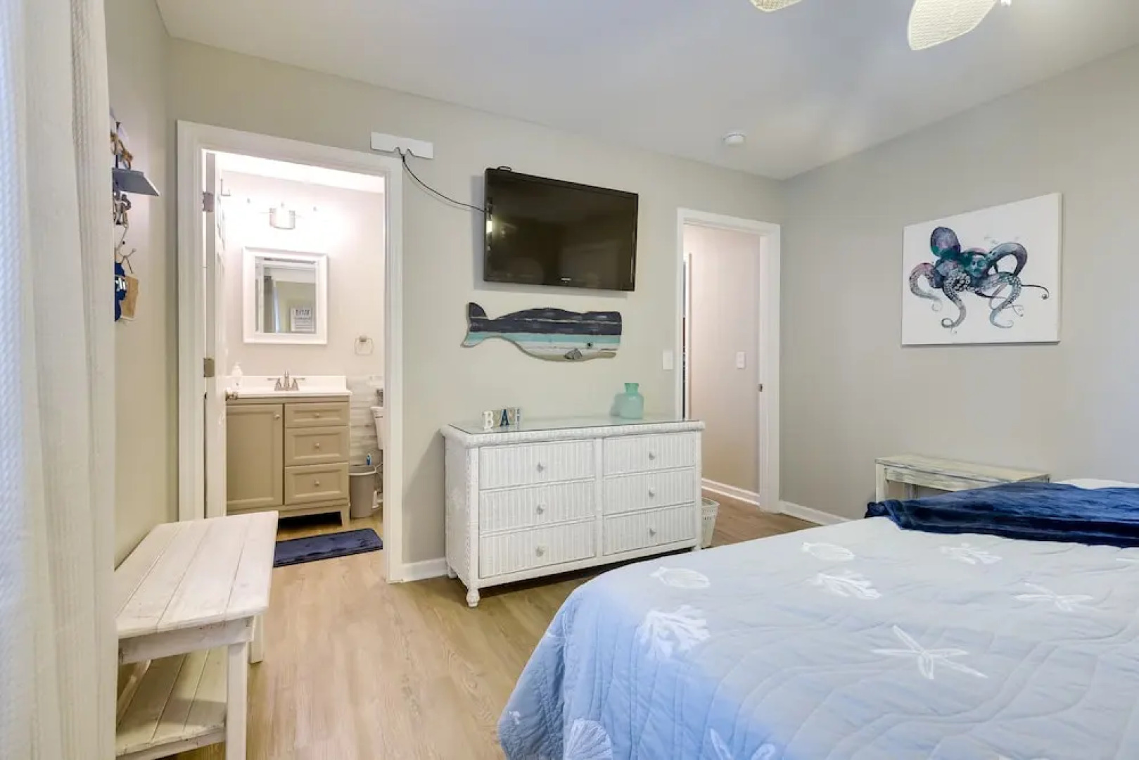 Waterfront Ocean Isle Beach Condo w/ Balcony!