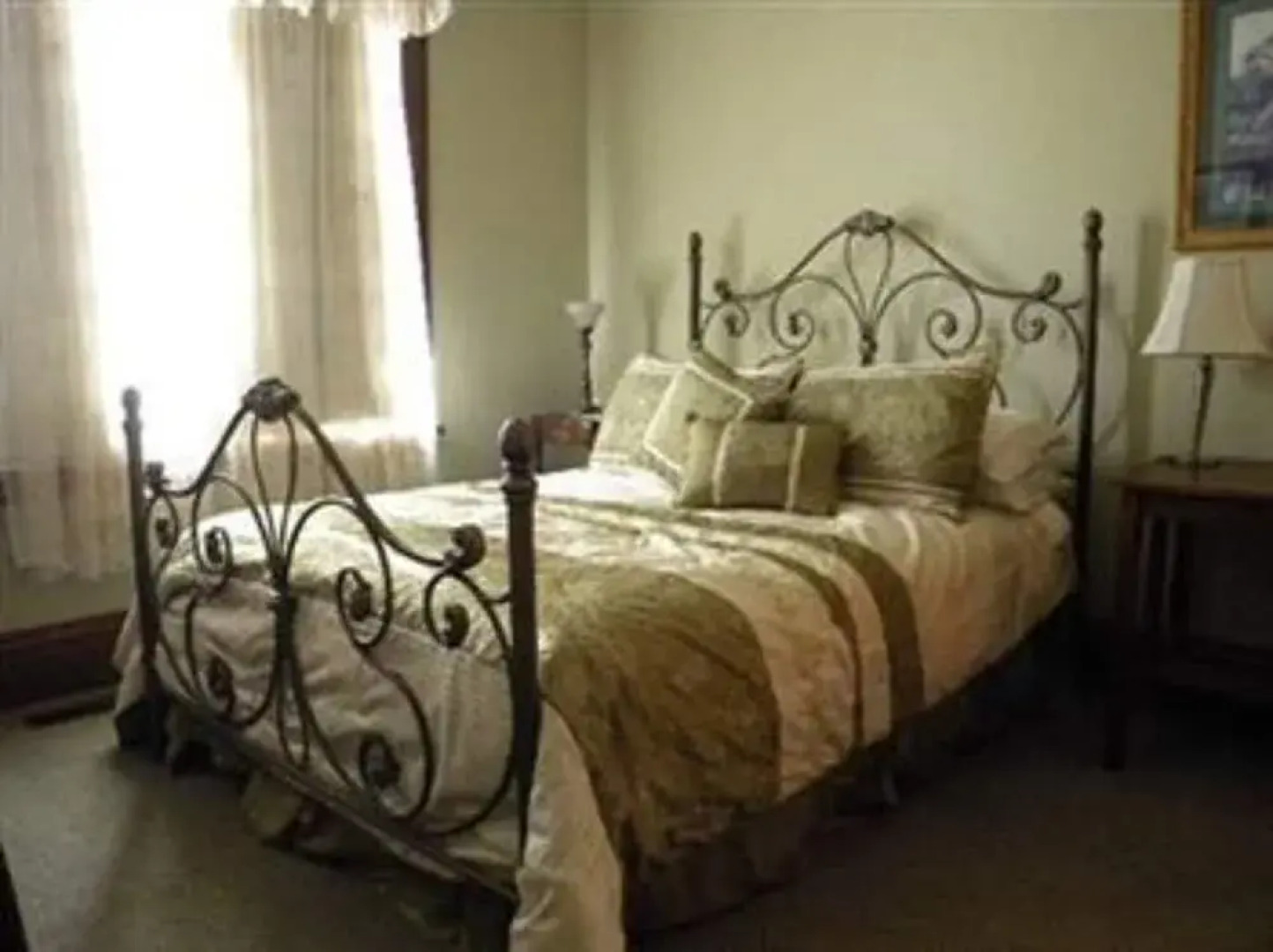 The Decker House Bed & Breakfast