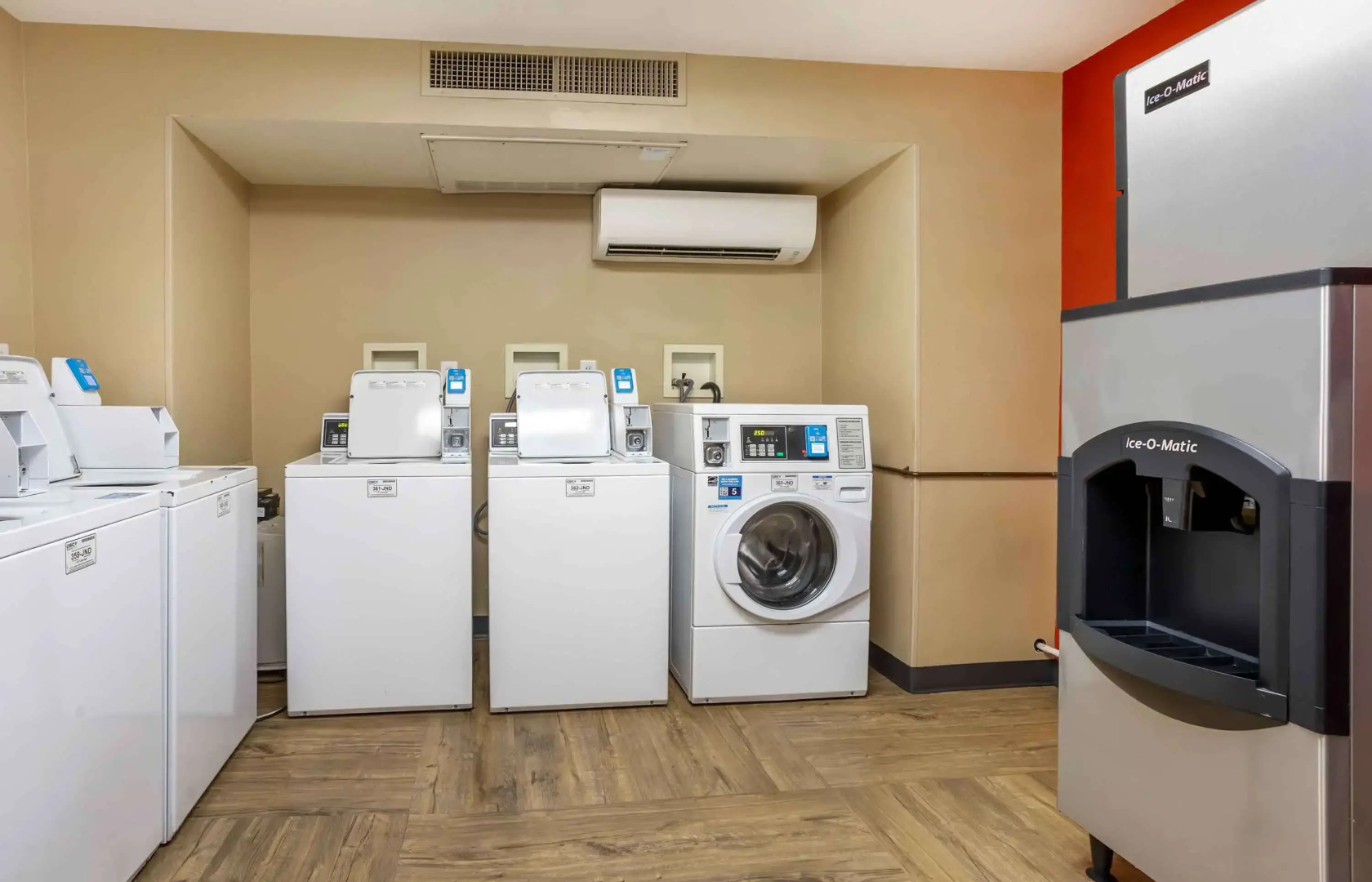 Отель Extended Stay America Suites Meadowlands East Rutherford