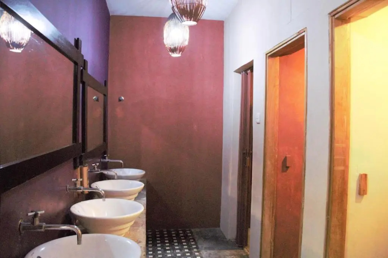 The Explorers Guesthouse and Hostel