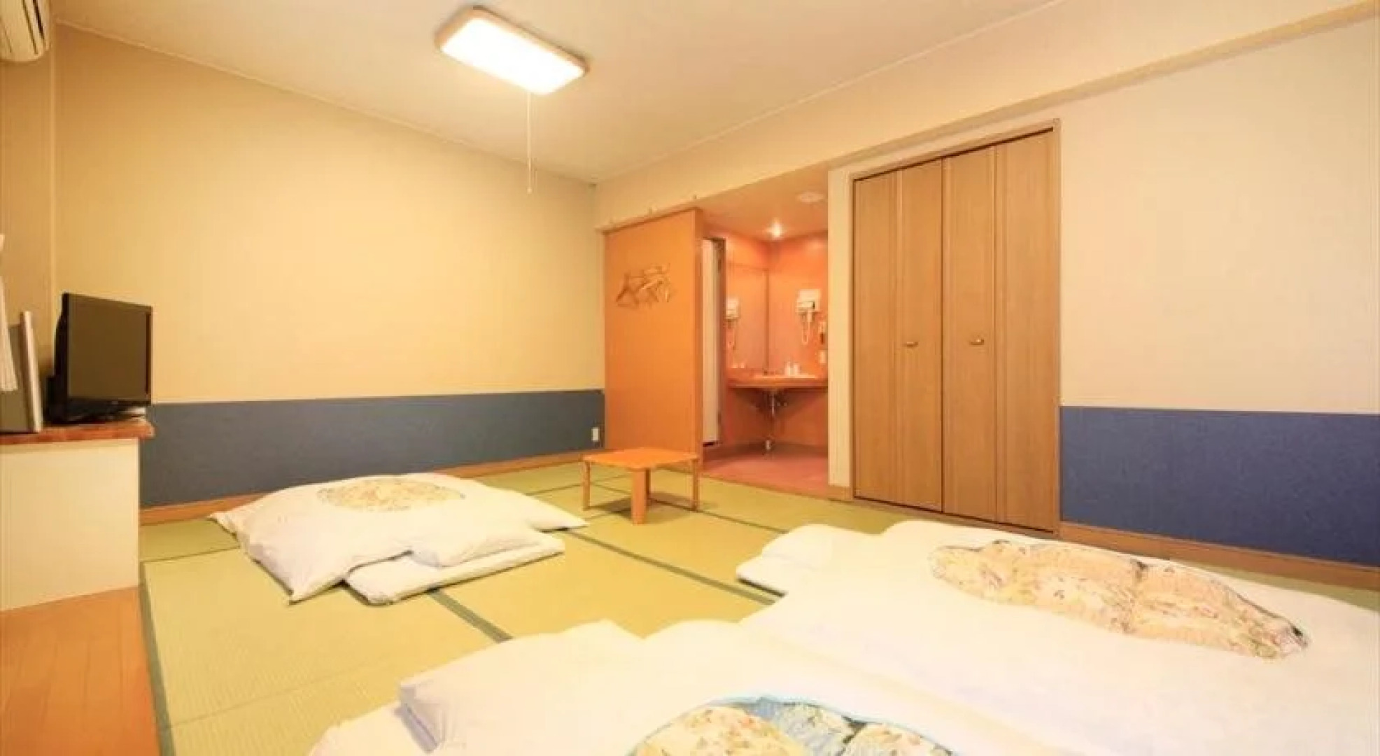 Poka Poka Onsen Hotel