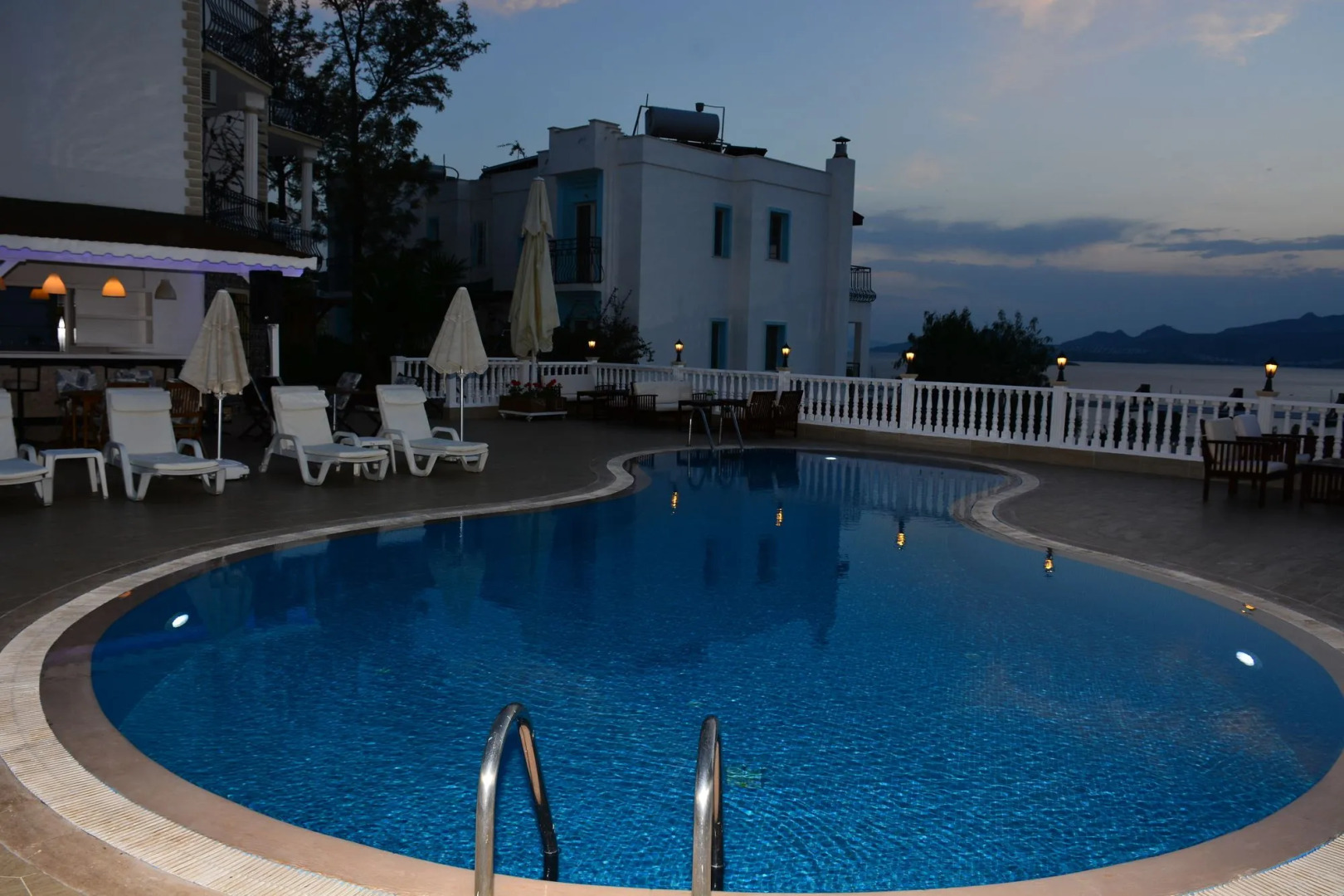 Queen Boutique Hotel