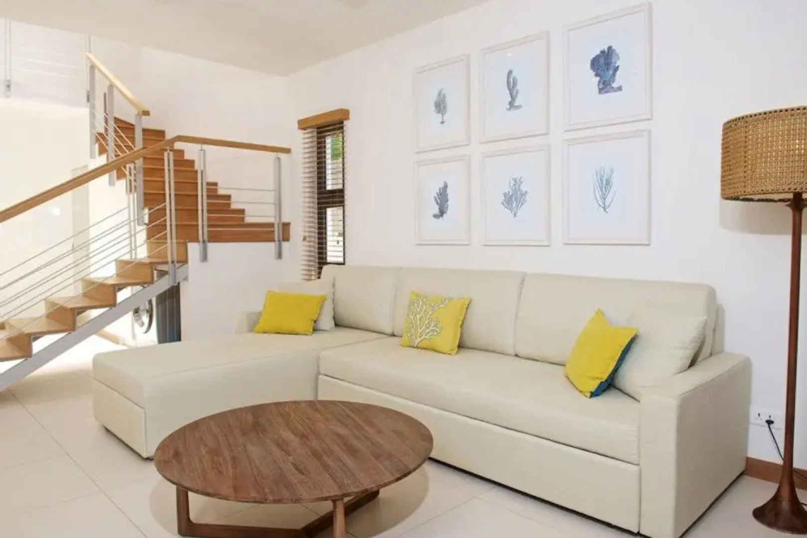 Coral Bay by Dream Escapes