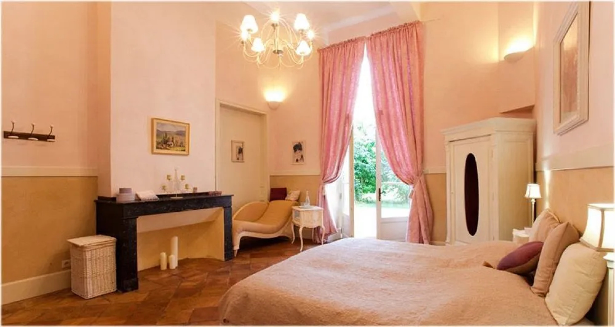 Le Petit Chateau Argoumbat