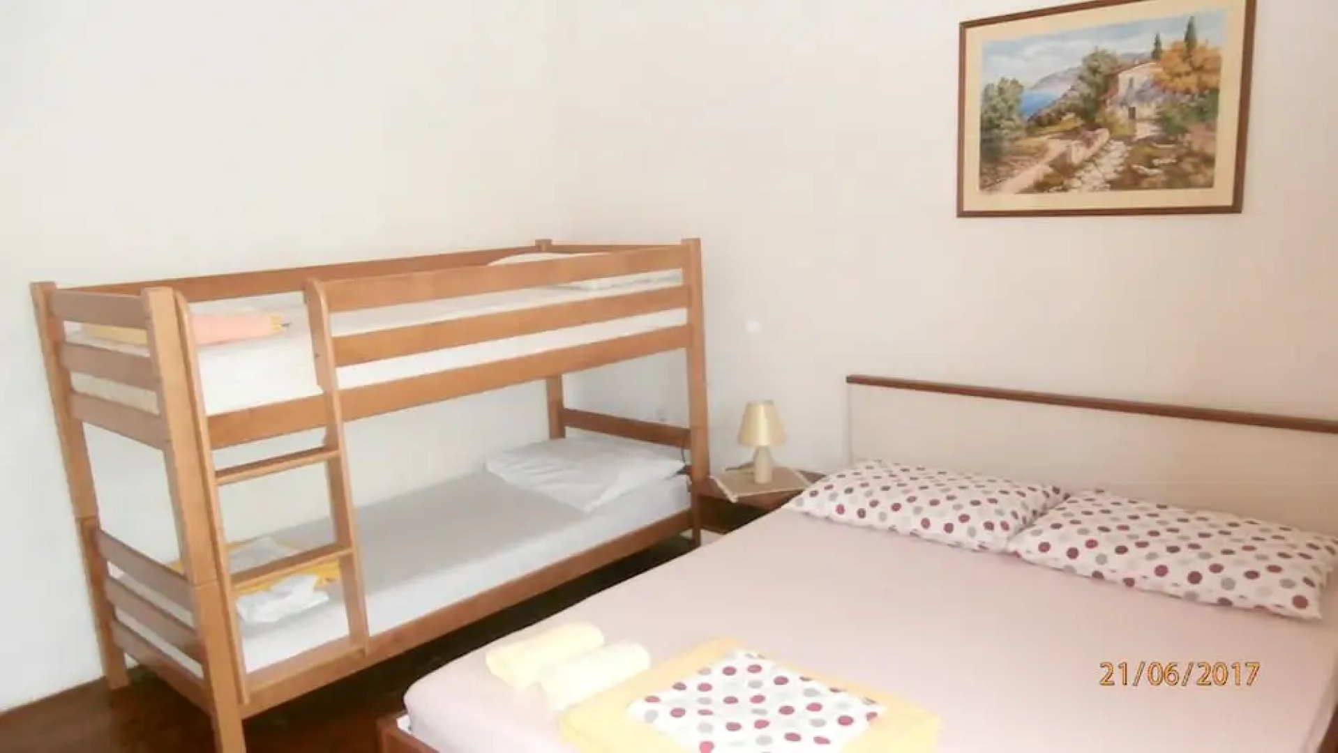 Apartment With 3 Bedrooms in Gdinj, With Enclosed Garden - 50 m From t