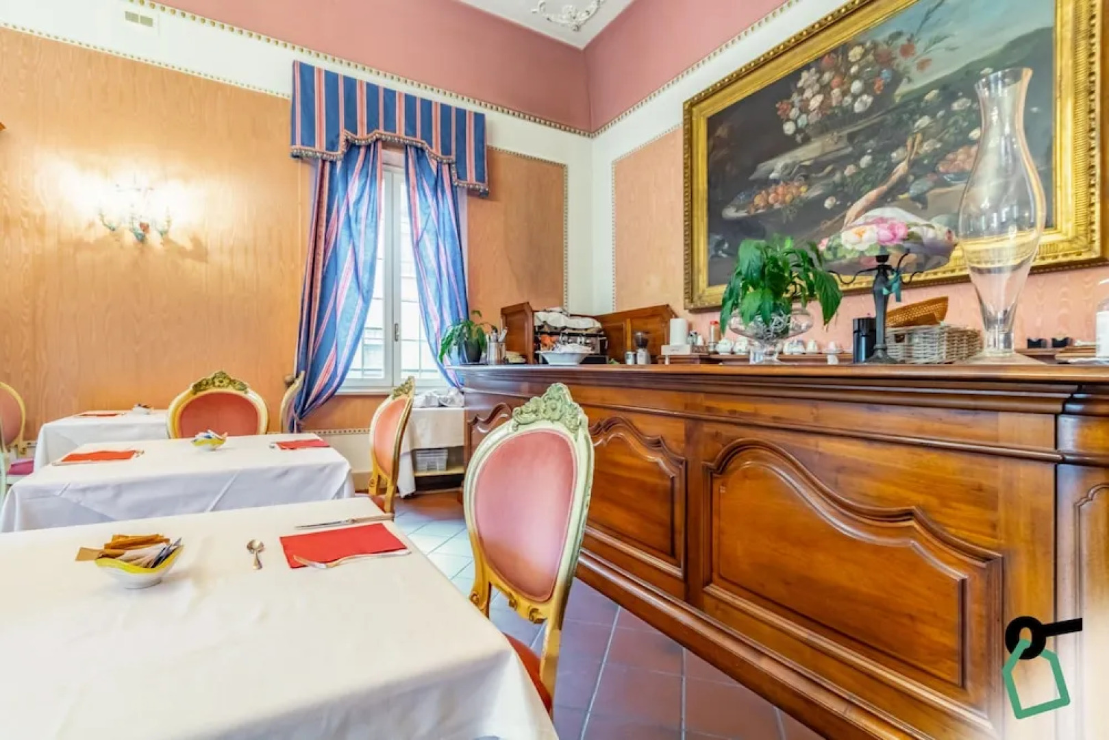 HOTIDAY Room Collection - Ferrara