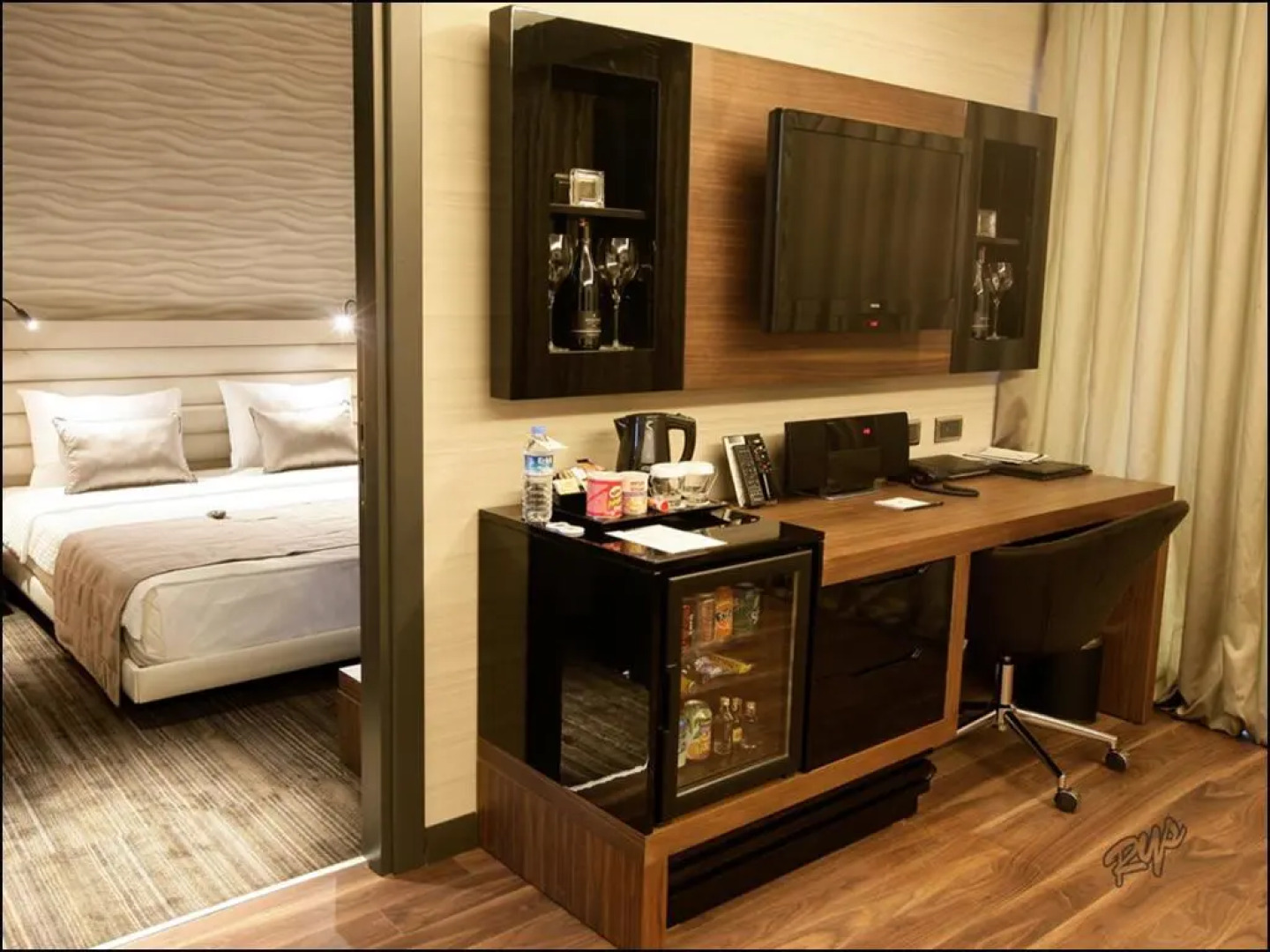 RYS Hotel & Restaurant