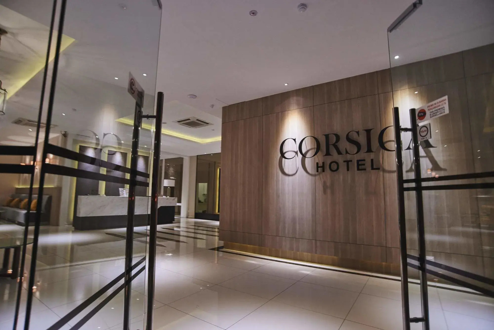 Corsica Hotel