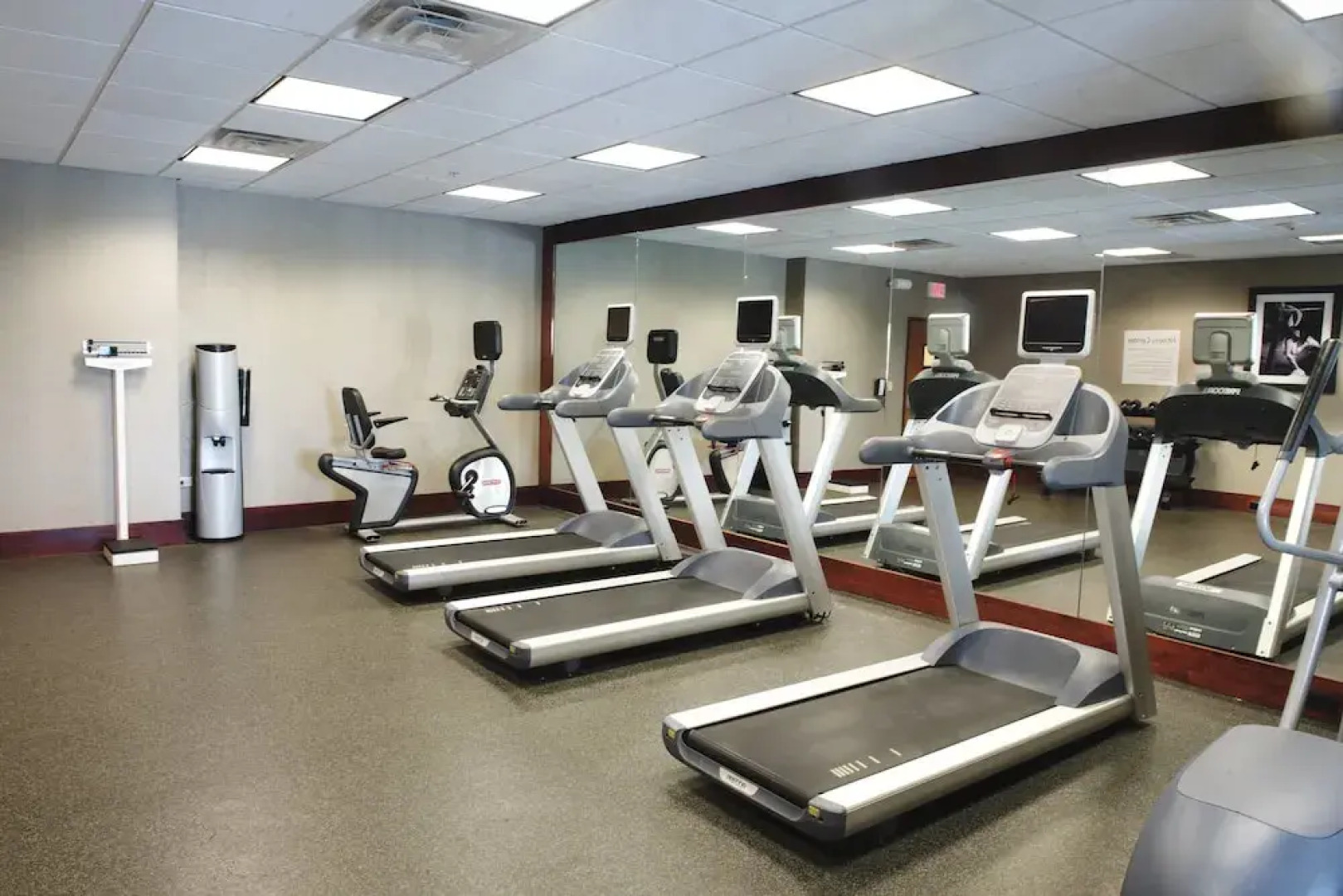 Holiday Inn Express Urbandale Des Moines