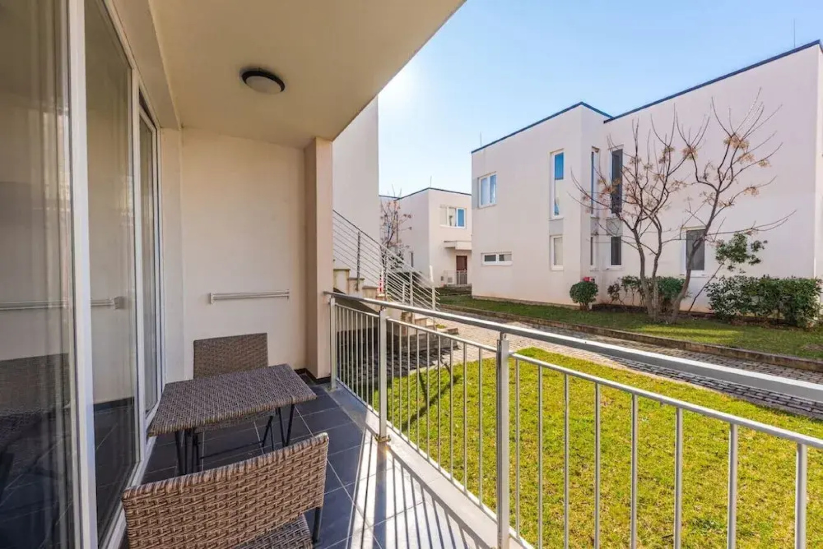 Blue Haven Talea in Tale