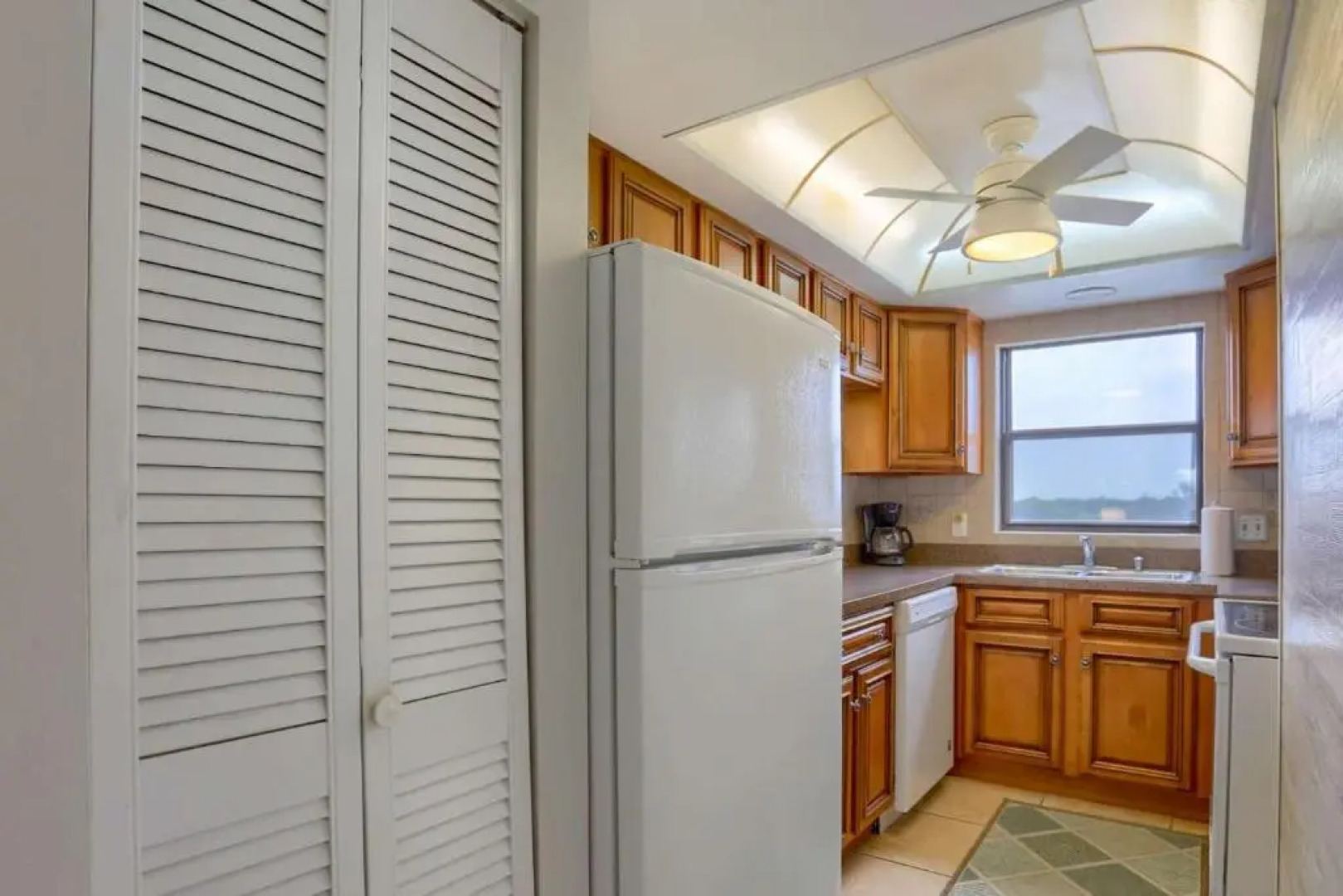 508 Bayshores Yacht & Tennis Club