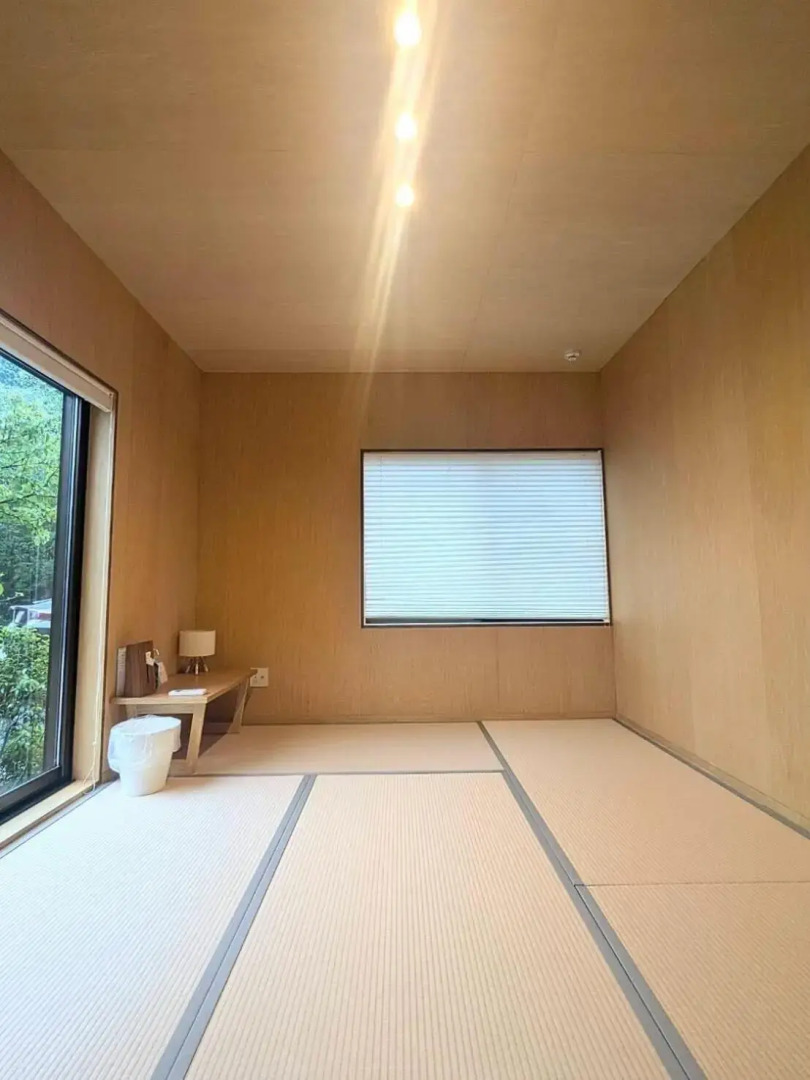 Sen.Retreat Takahara