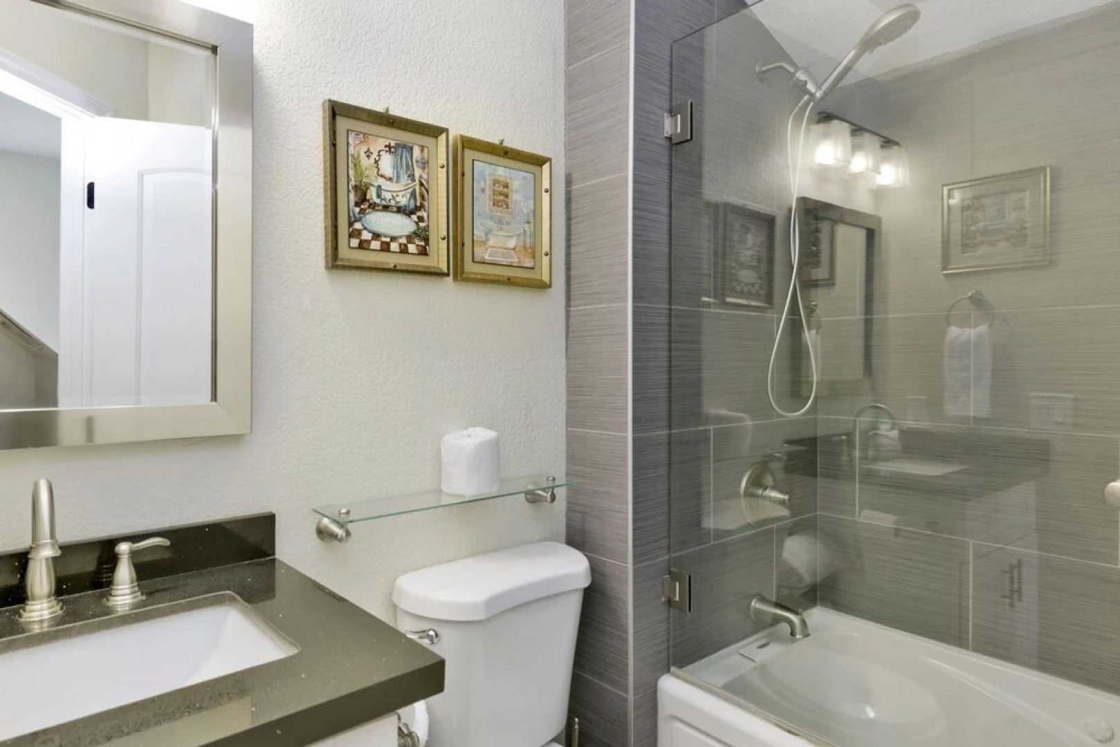 2085- Beary Peaceful Retreat 3 Bedroom Home by Redawning