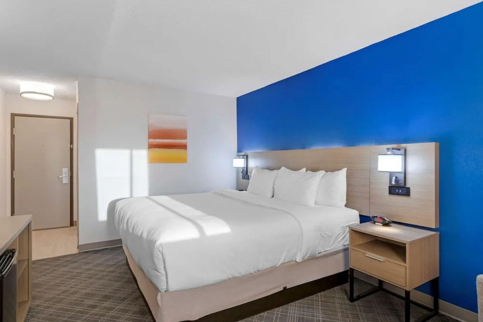 Super 8 Clawson/troy/detroit Area