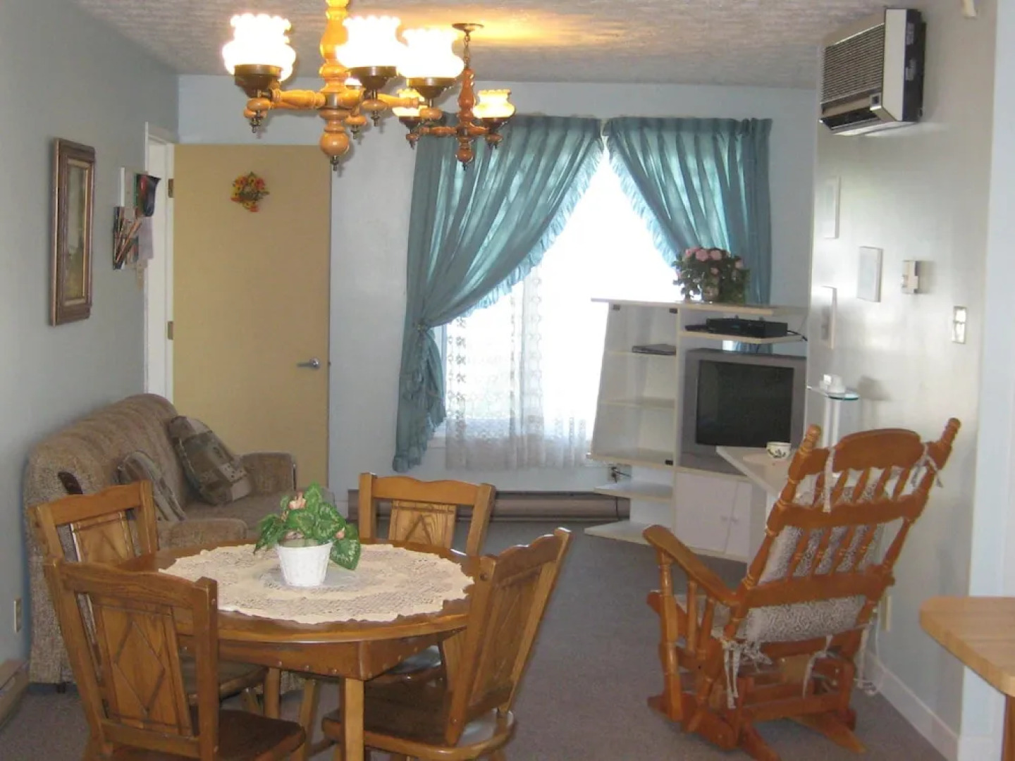 Condotel Motel Canadien