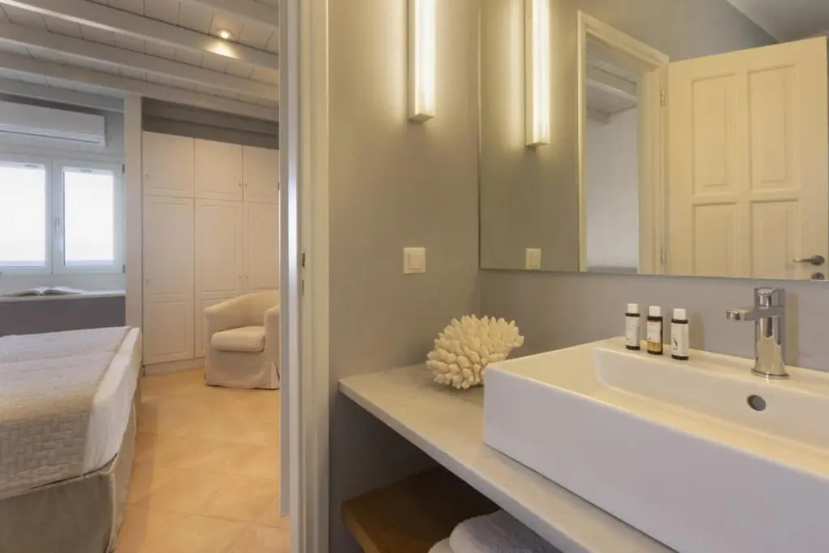 Stunning Beachfront 3BR Villa that has it ALL!