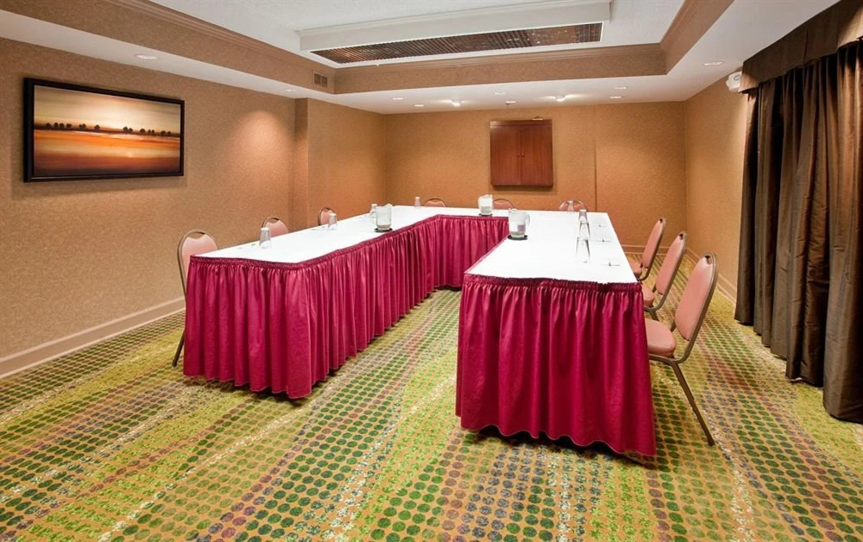 Holiday Inn Express & Suites St. Louis South - I-55