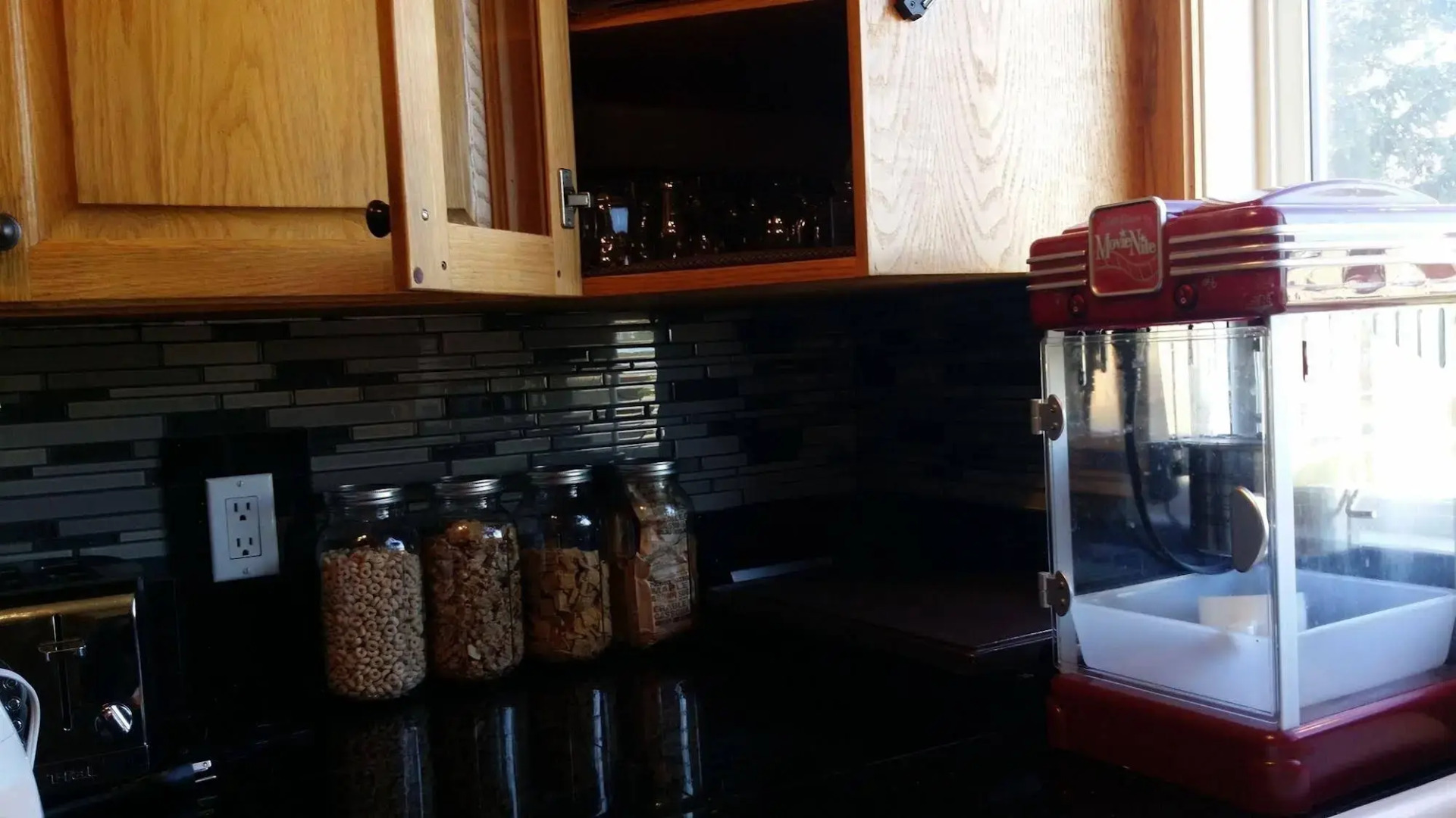 Eileen's Bed & Breakfast - Guest House