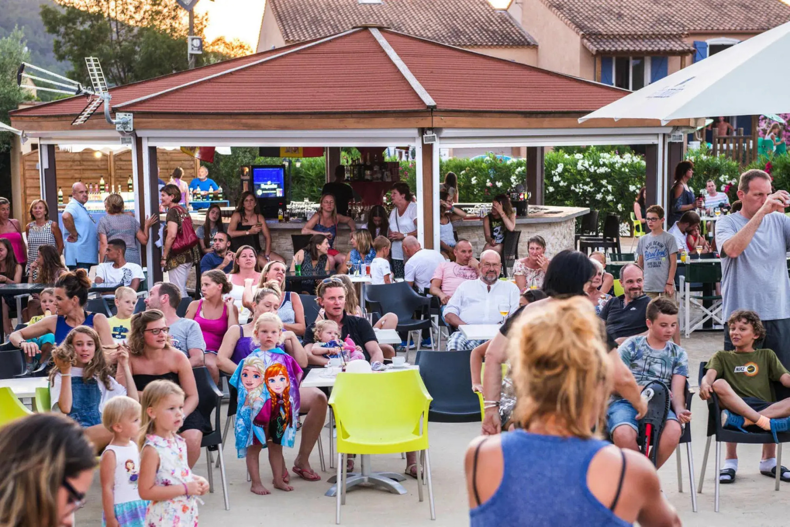 Terraced house with air conditioning in the residence Le Clos des Oliviers