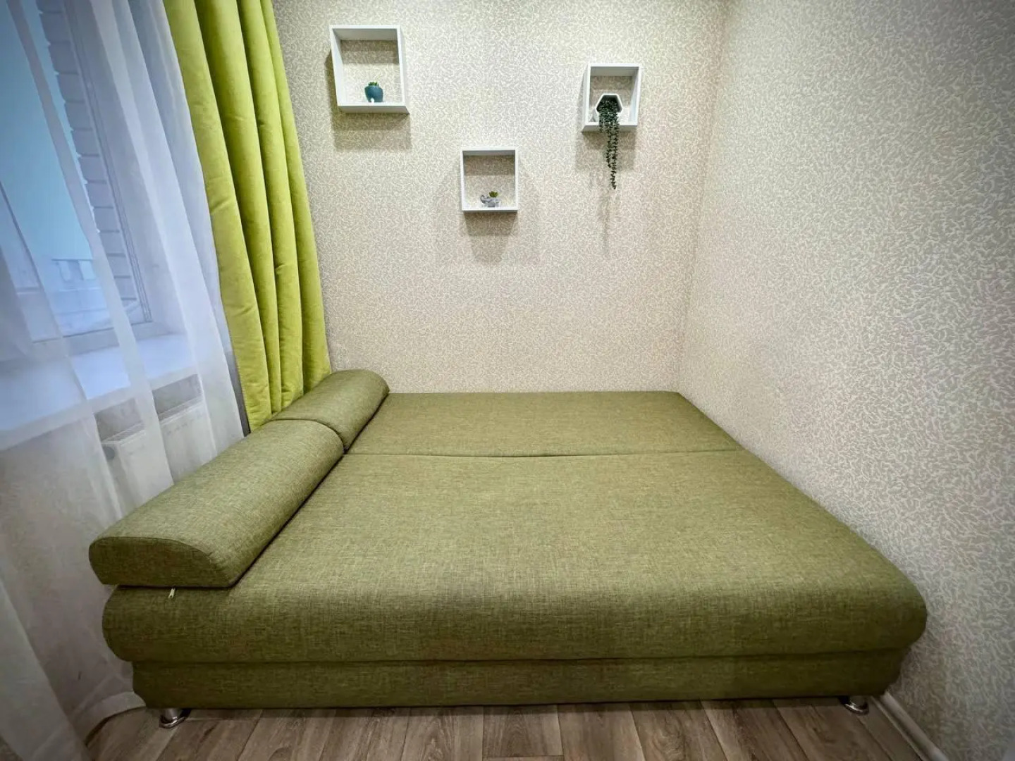 Rental Family Rooms (Рентал Фэмили) на Олимпийском бульваре 6