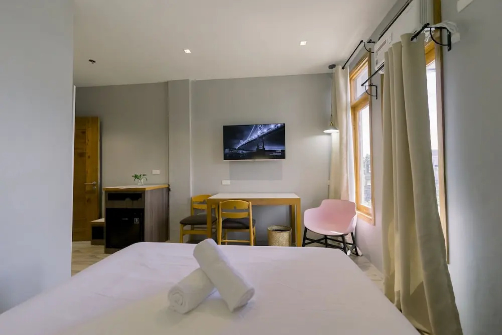 Madonna Hometel and Suites New Pandan