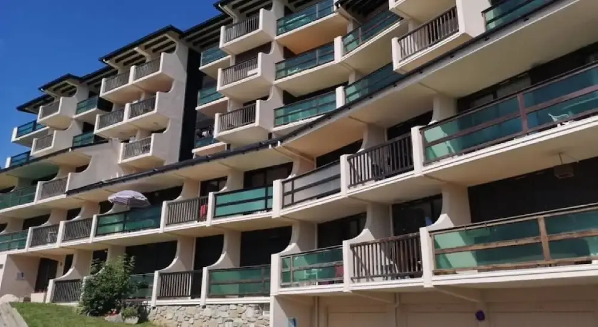 Studio in Font-romeu-odeillo-via, With Wonderful Mountain View, Furnished Terrace and Wifi