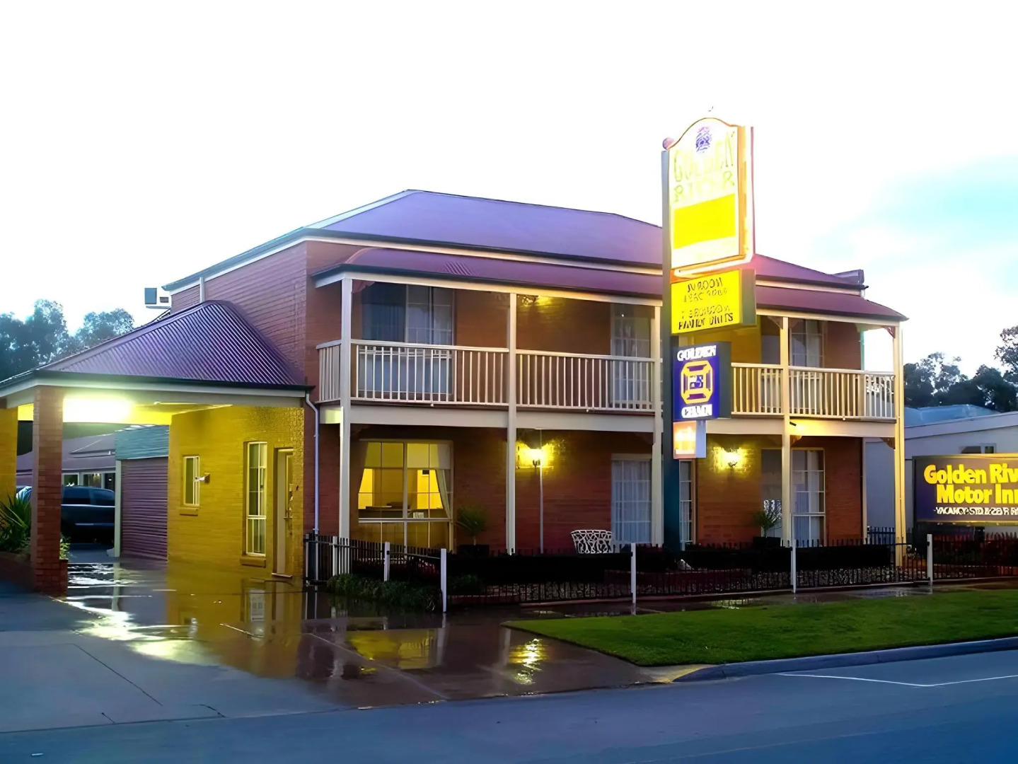 Golden River Motor Inn