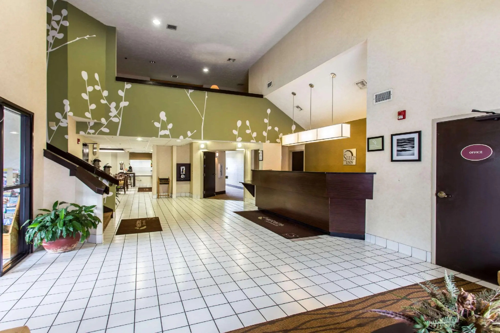 SureStay by Best Western Summerville Flowertown