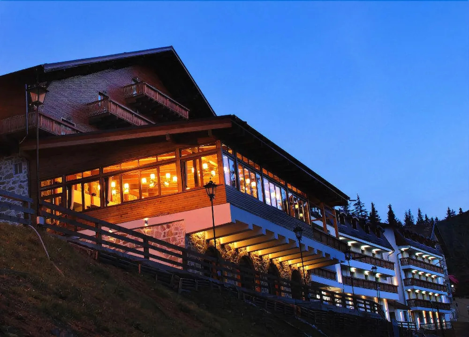 Hotel Casa Turistilor Paltinis