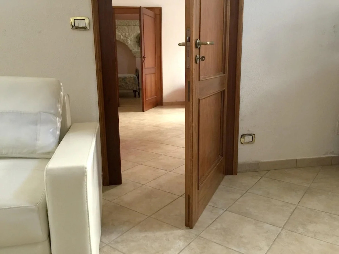 House With 4 Bedrooms in Surano, With Terrace and Wifi - 7 km From the