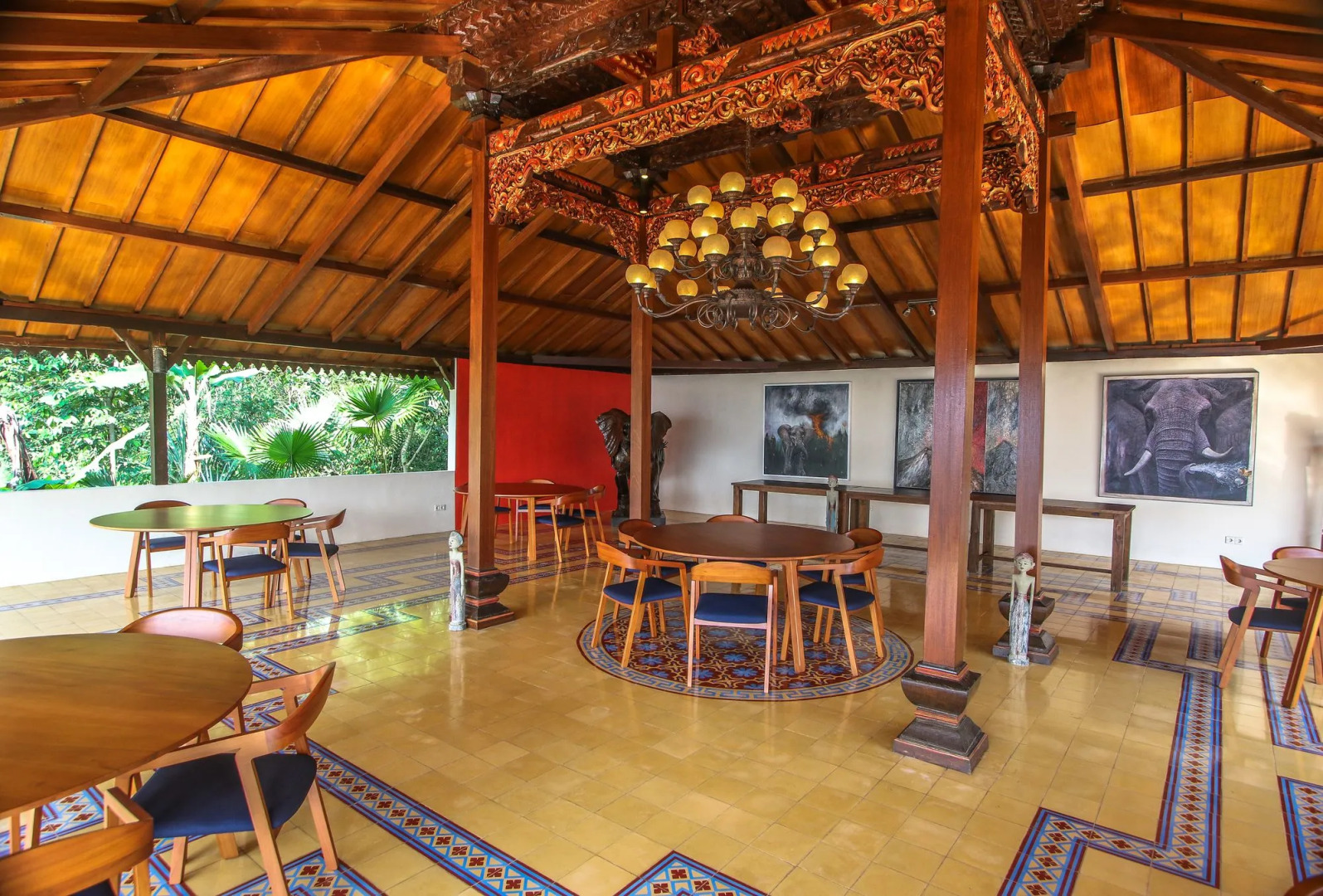 Villa Borobudur Resort