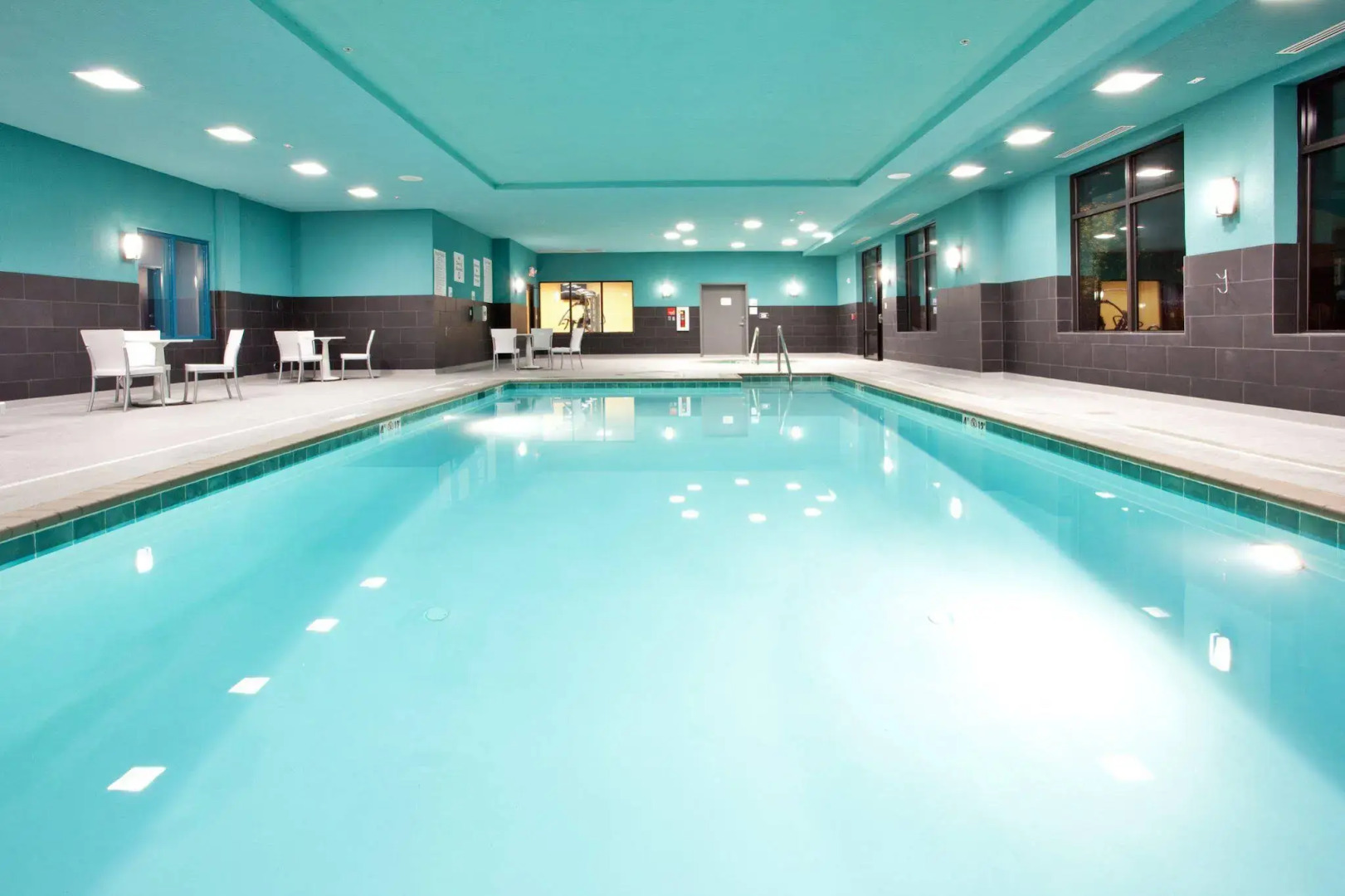 Holiday Inn Express Hotel & Suites Norfolk Airport by IHG