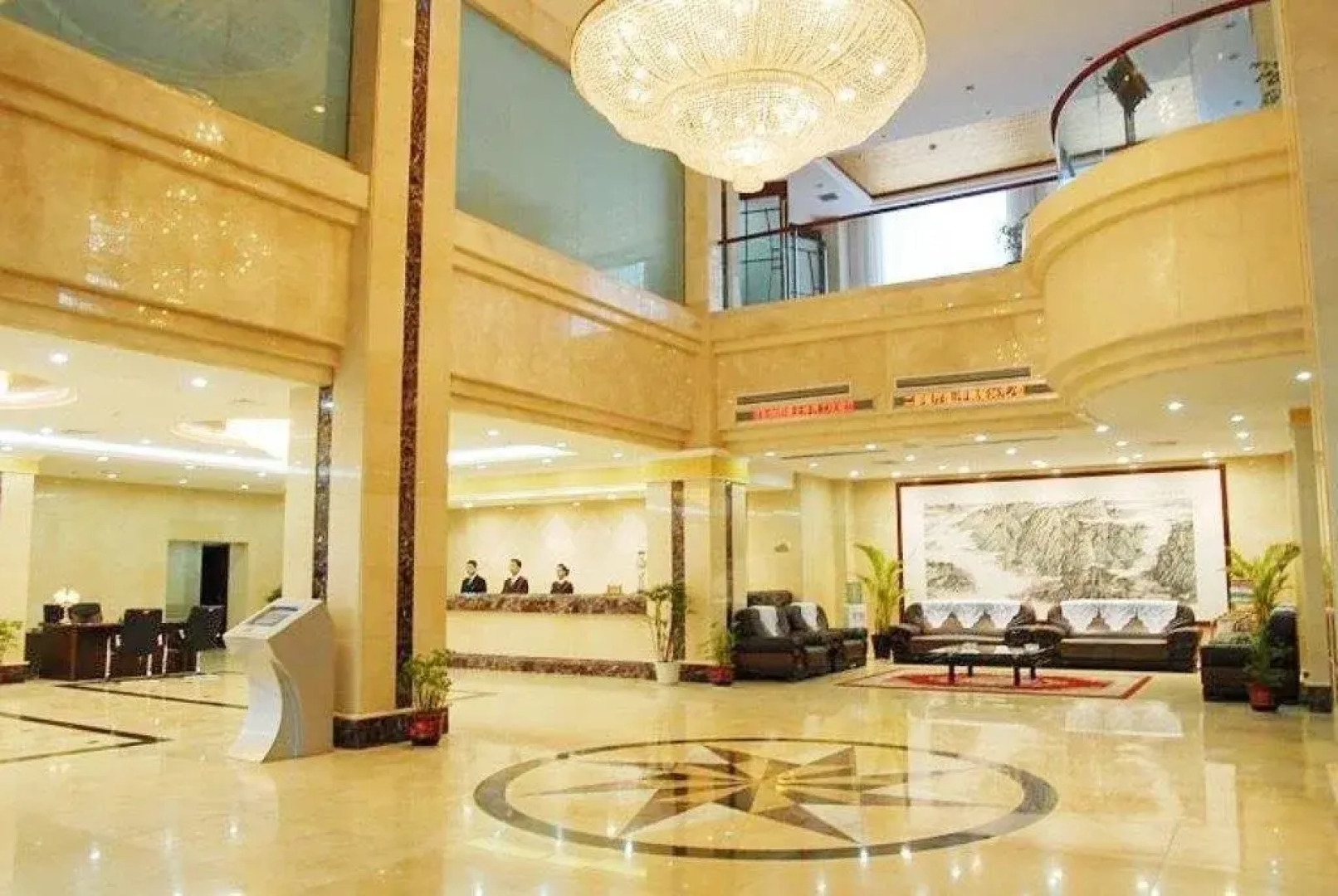 Shihe Hotel Xinyang
