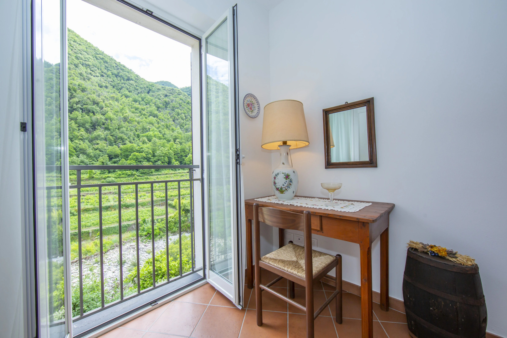 Geraneo among vineyard