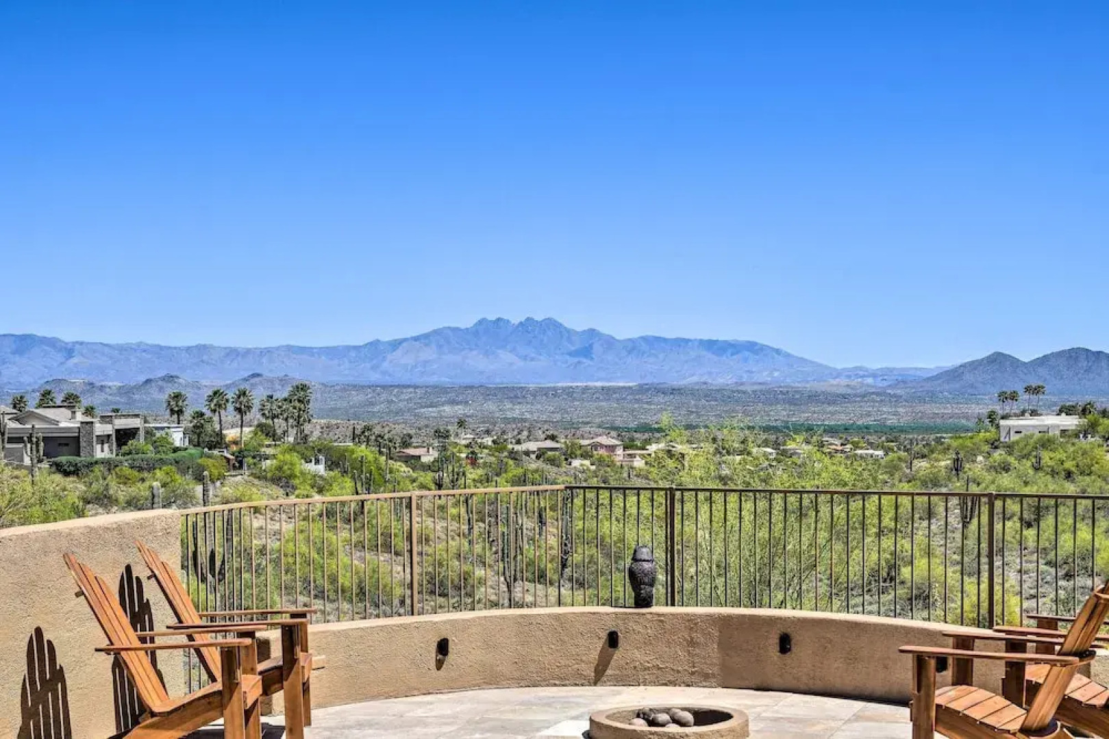 Pool, Spa & Putting Green: Fountain Hills Home!