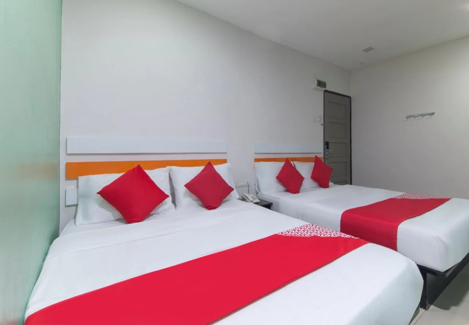 OYO 90296 Red Orange Hotel Port Klang