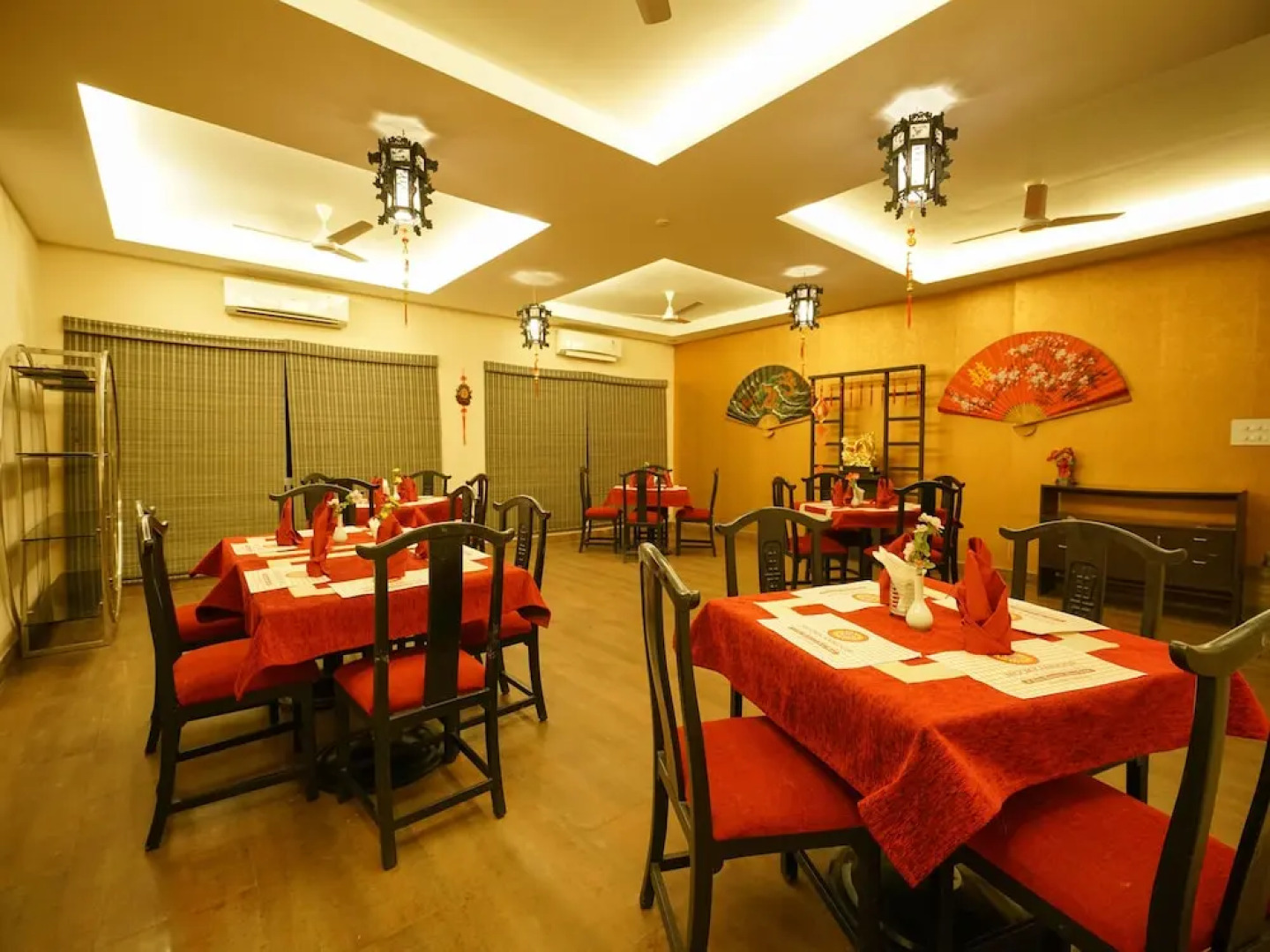 Mookkannoor Tourist Home by OYO Rooms