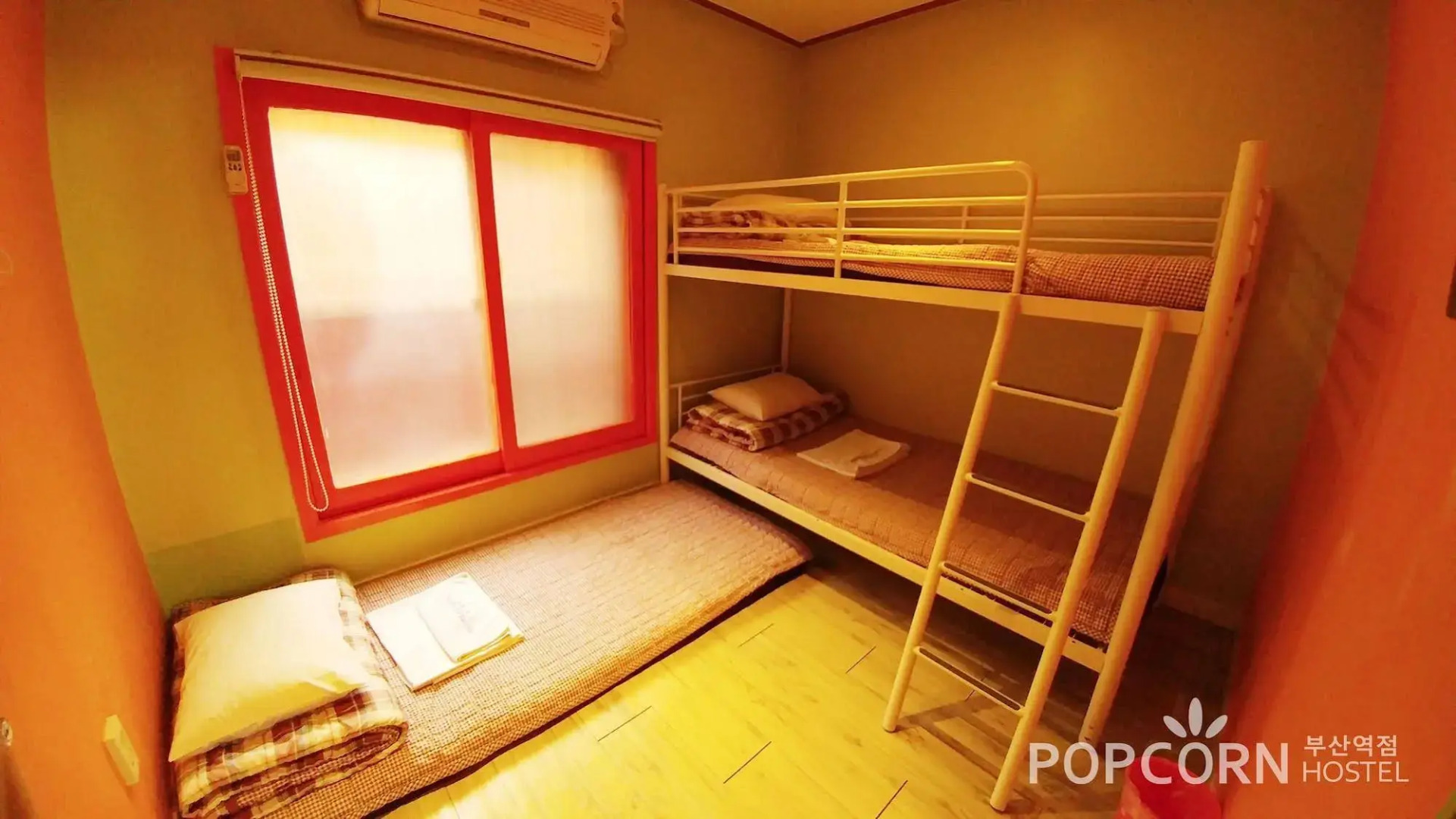 Popcorn Hostel Busan Station