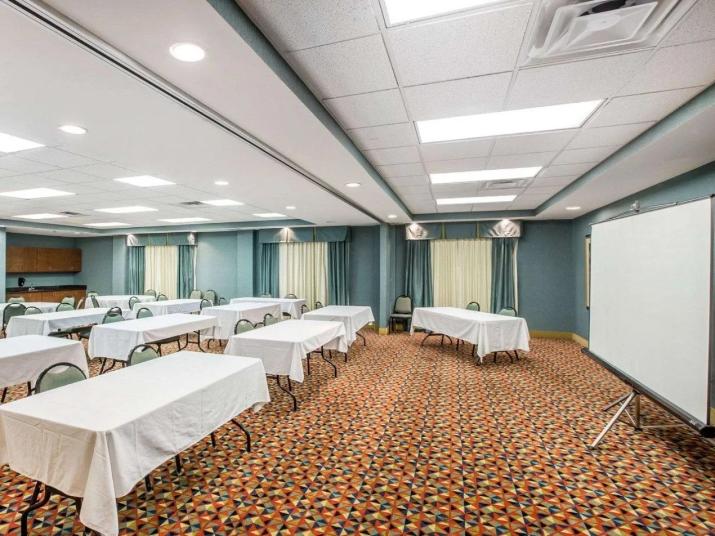 Comfort Suites Macon Northwest