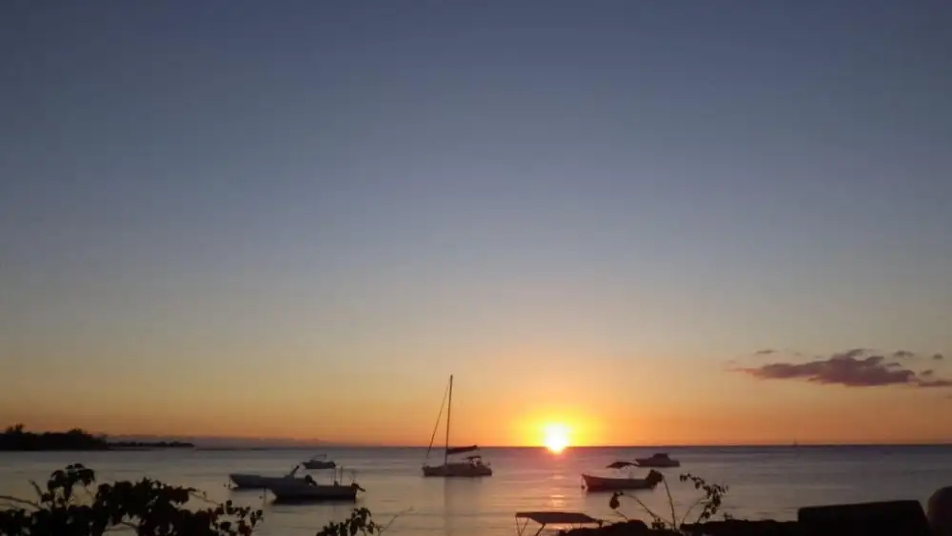 Villa with 3 Bedrooms in Pereybere, Grand Baie, with Private Pool, Enclosed Garden And Wifi