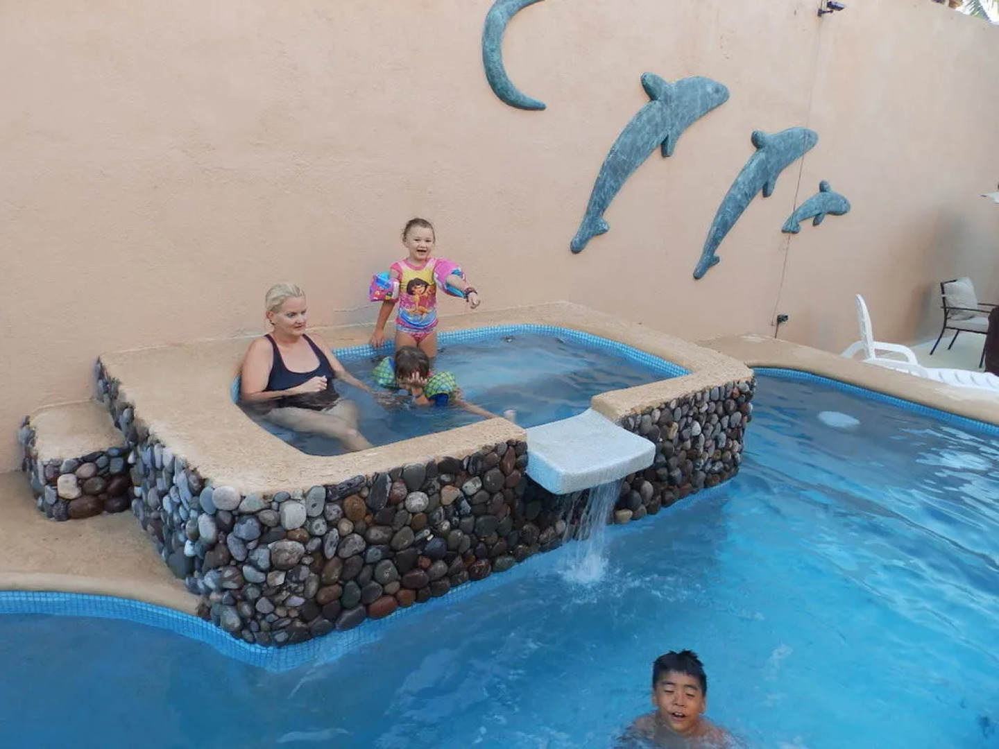 Casa Kootenay Waterfront BnB