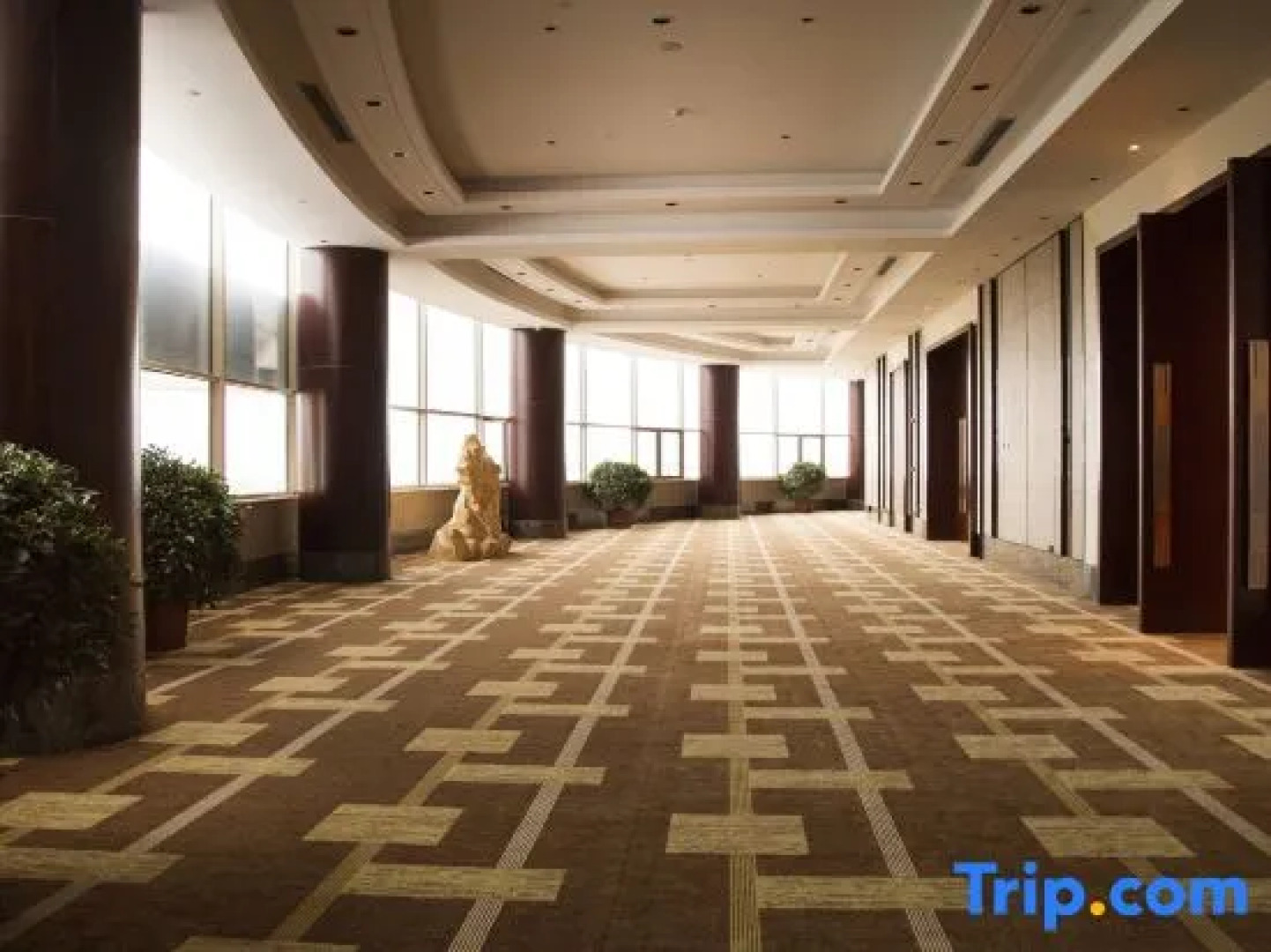 Xingtai Blue Horizon Grand Holiday Hotel