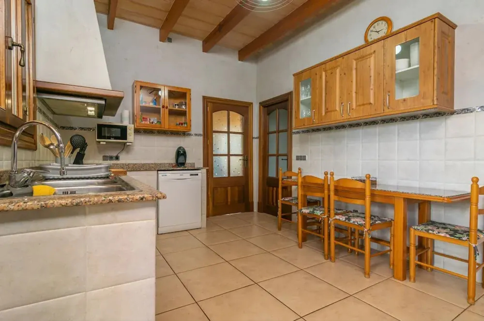 Can Berguins in Buger