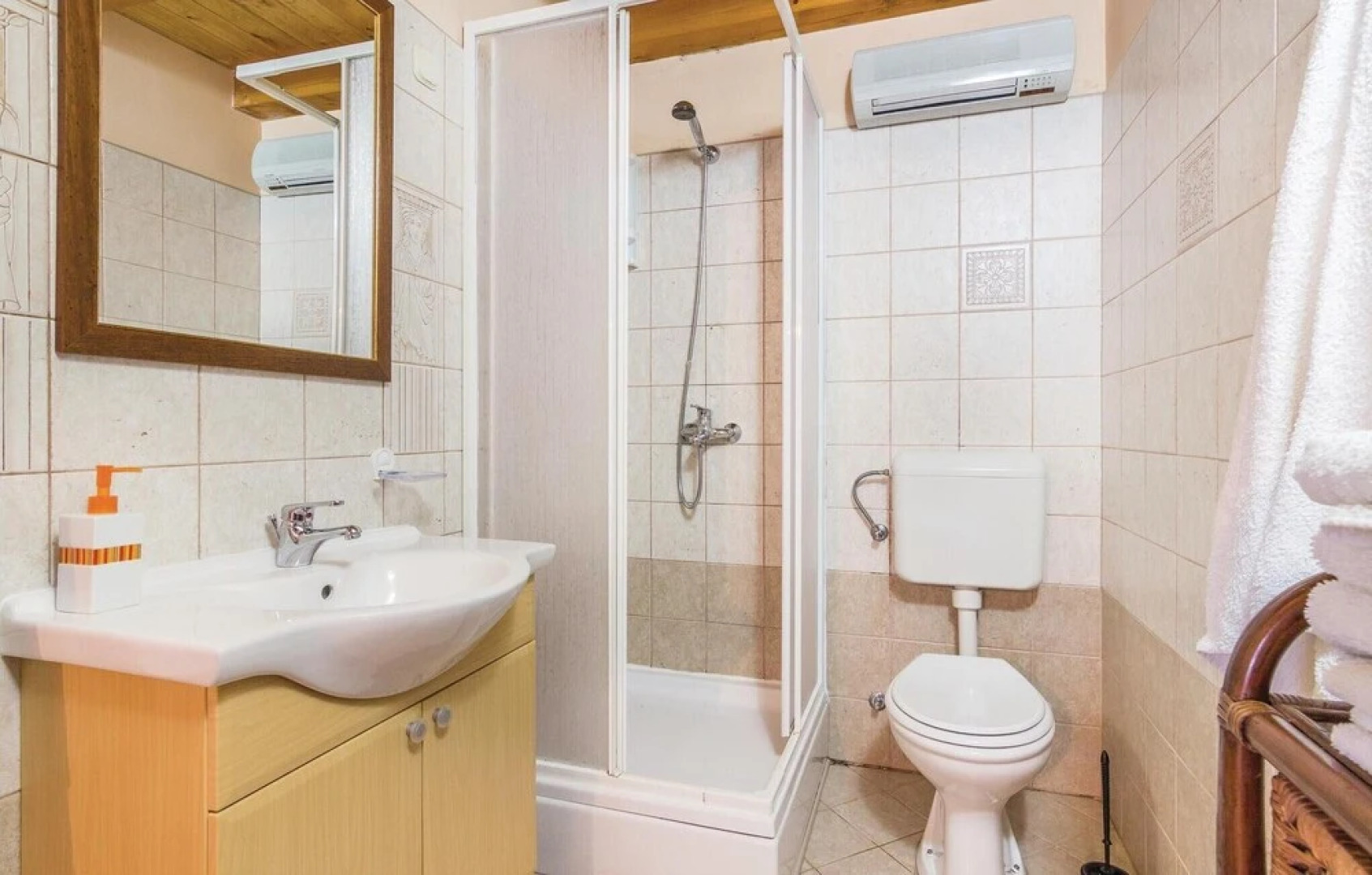 Amazing Home in Kanfanar With Wifi and 3 Bedrooms